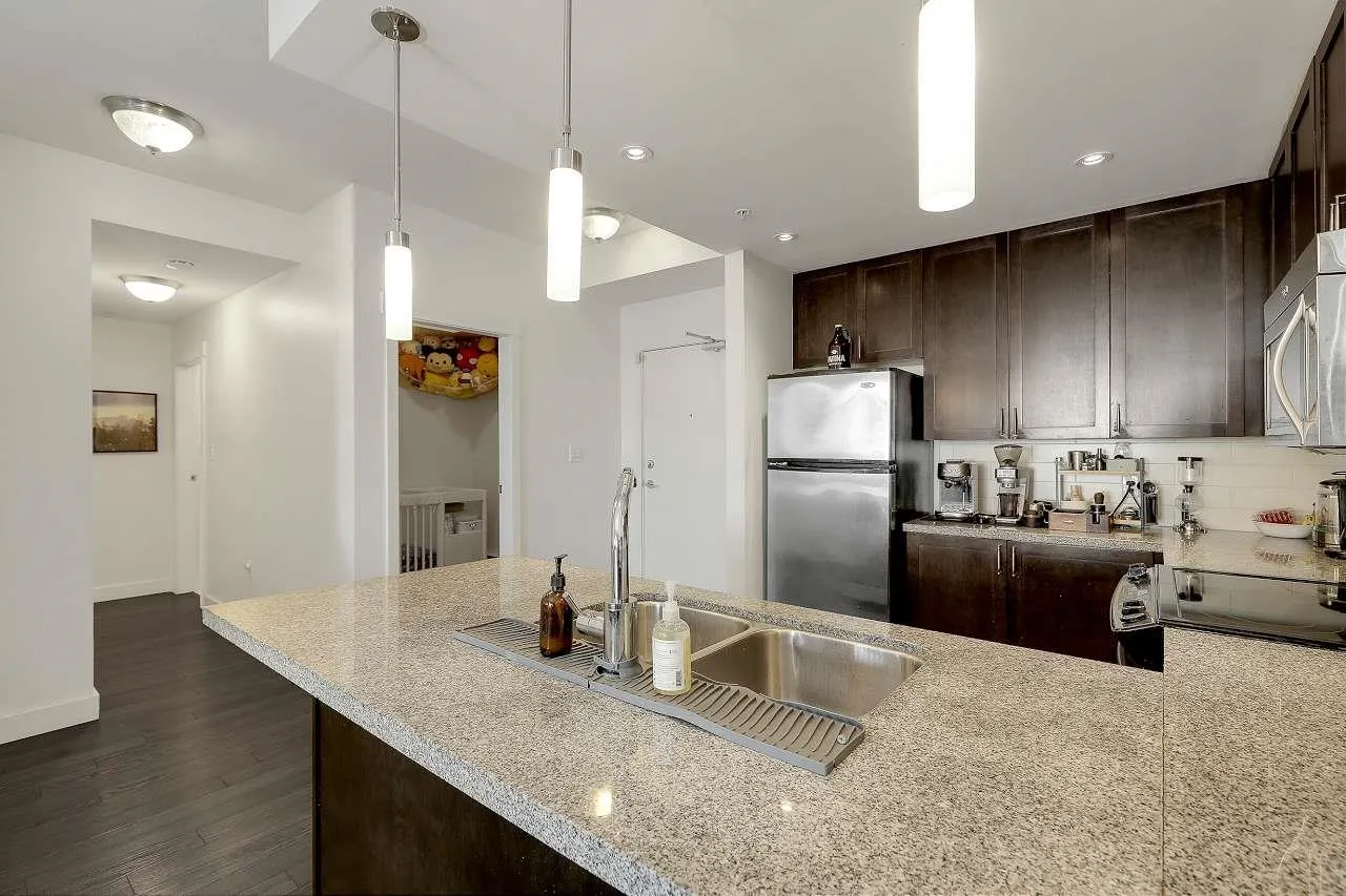 310 2368 Marpole Avenue