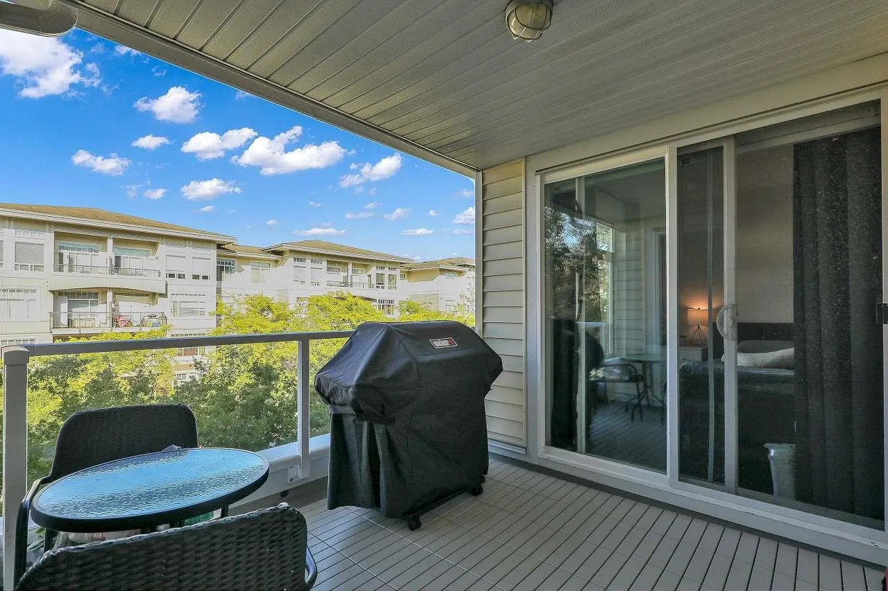 310 2368 Marpole Avenue