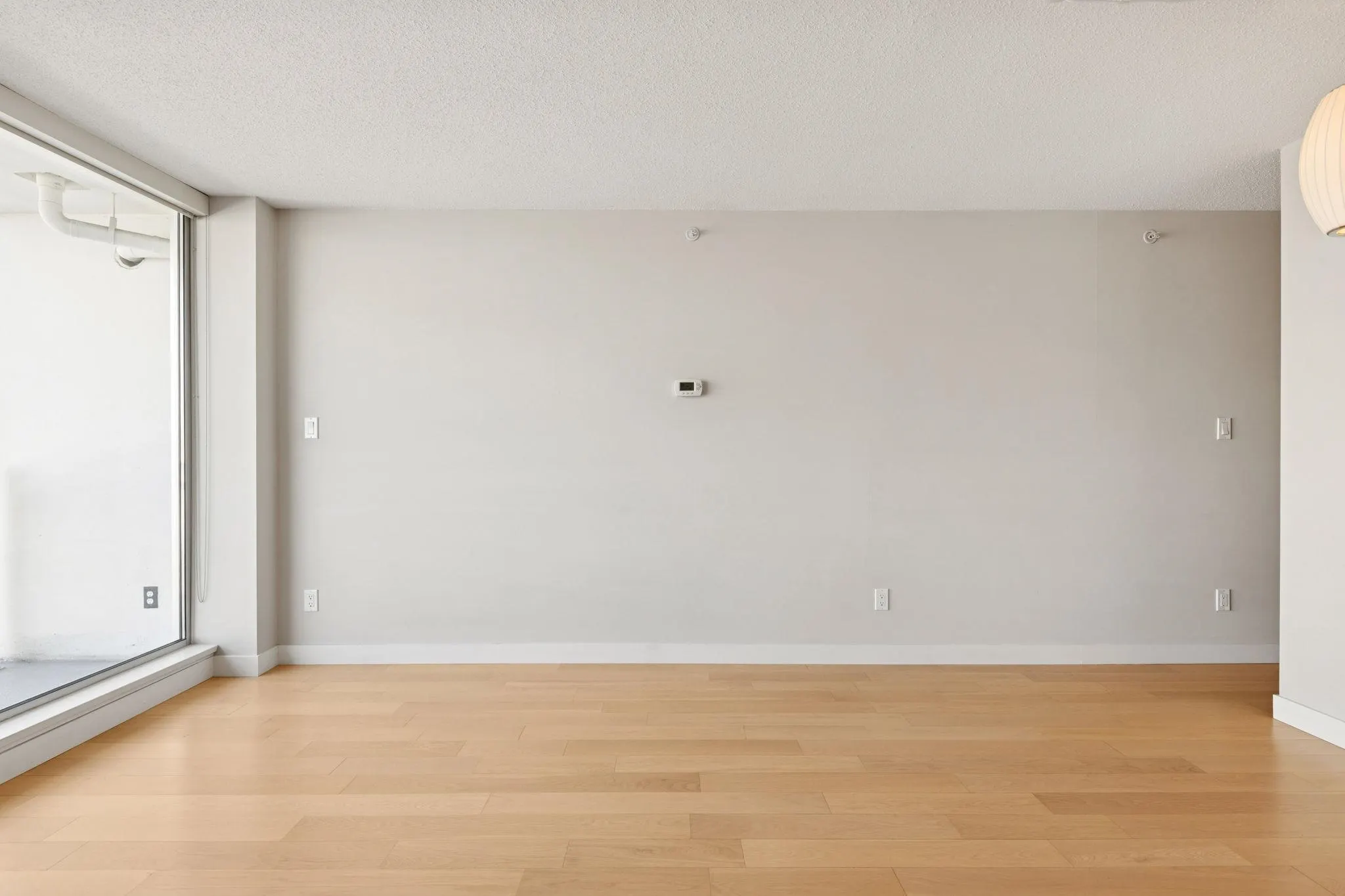 416 1635 West 3rd Avenue