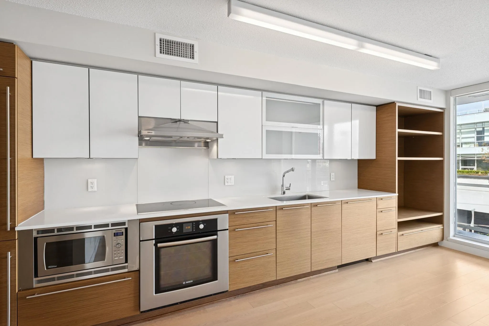 416 1635 West 3rd Avenue