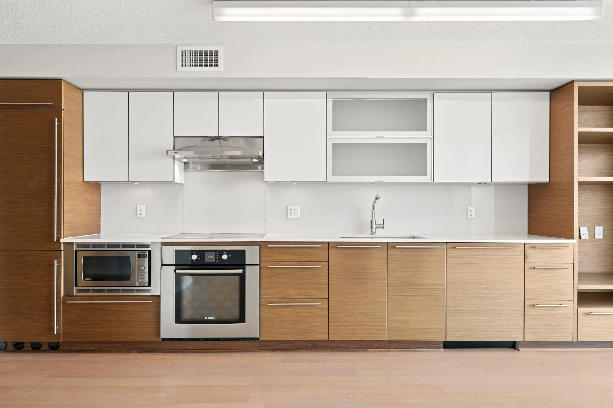 416 1635 West 3rd Avenue