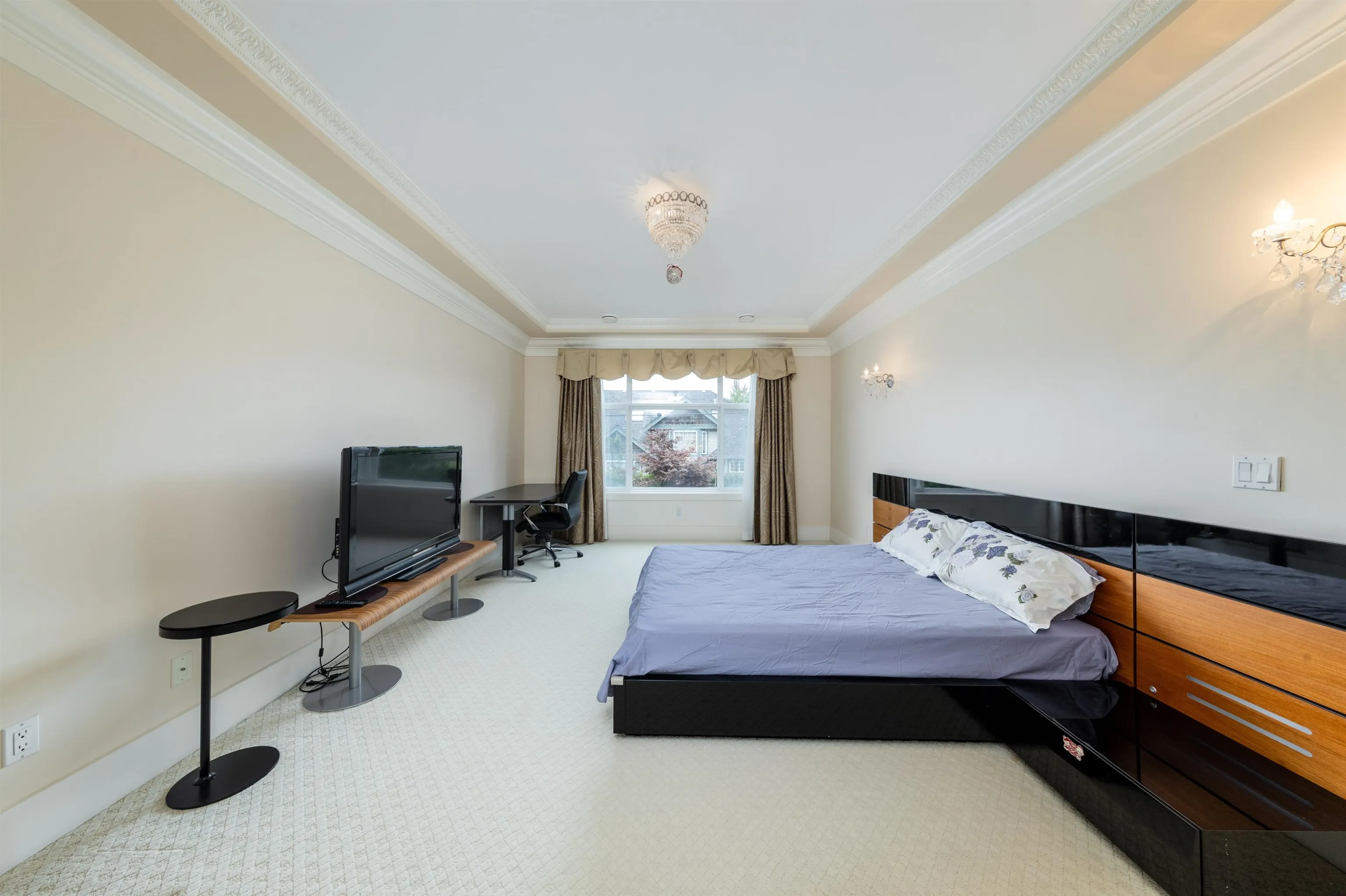 7791 Sunnymede Crescent