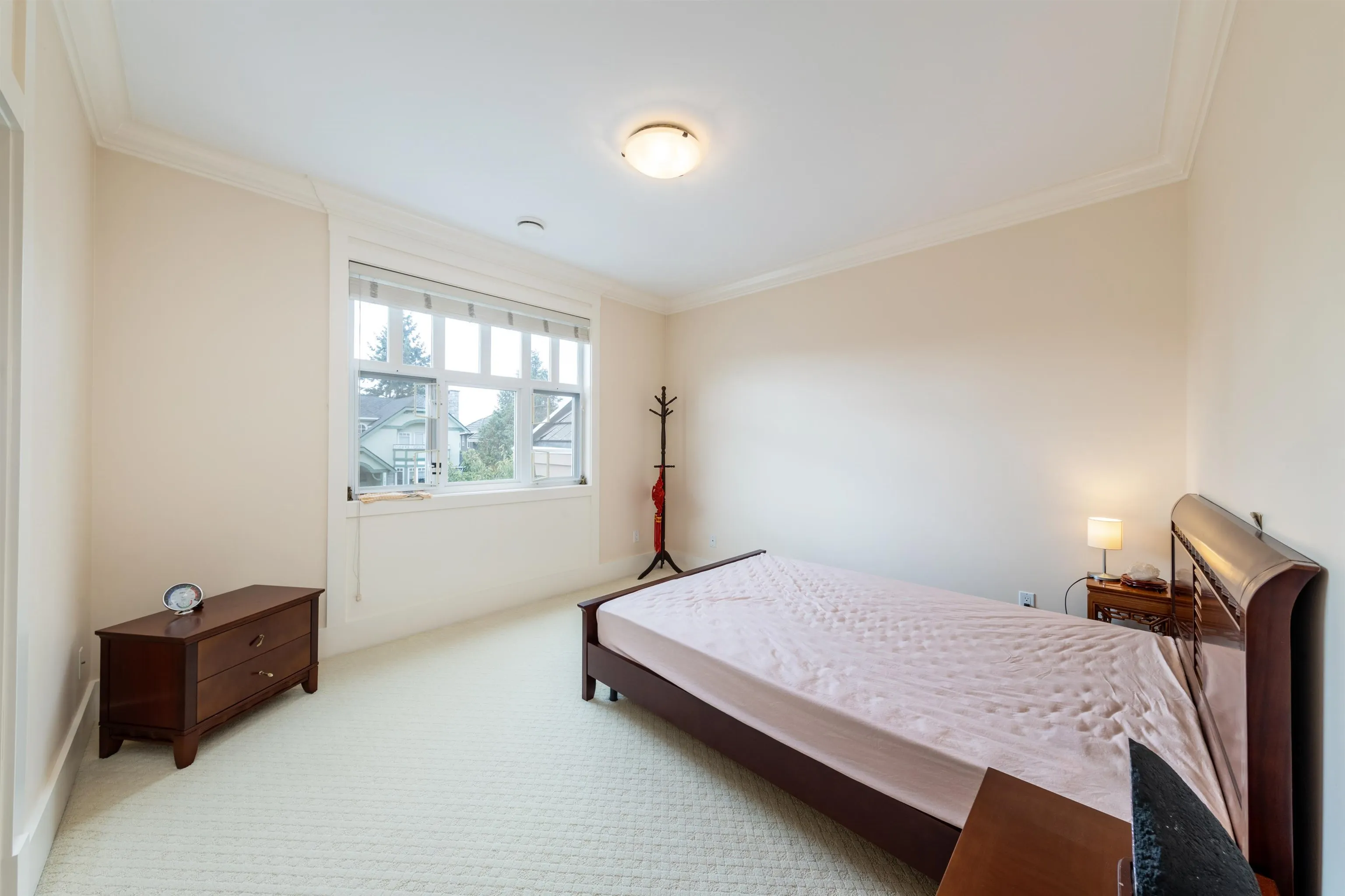 7791 Sunnymede Crescent