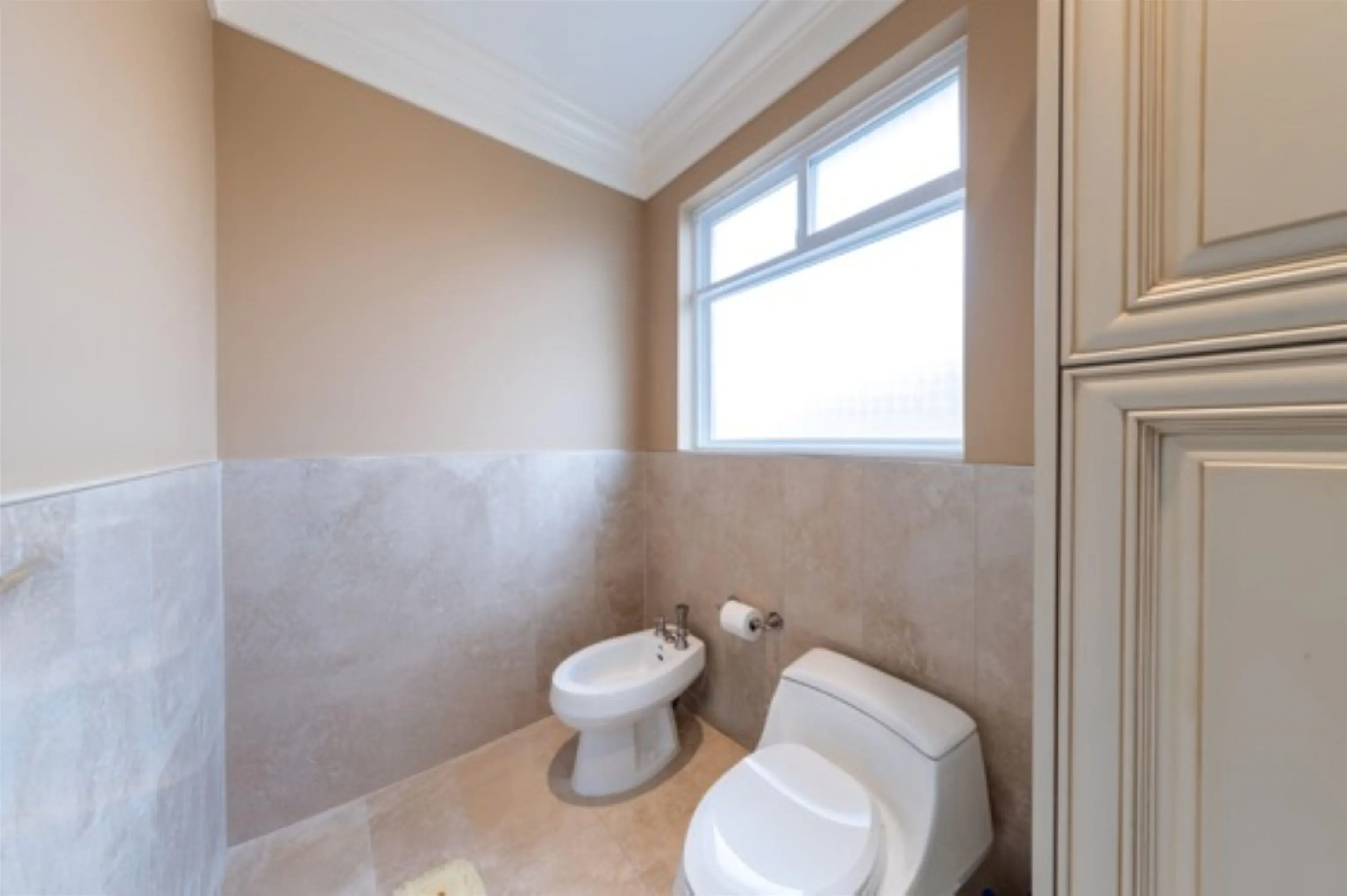 7791 Sunnymede Crescent