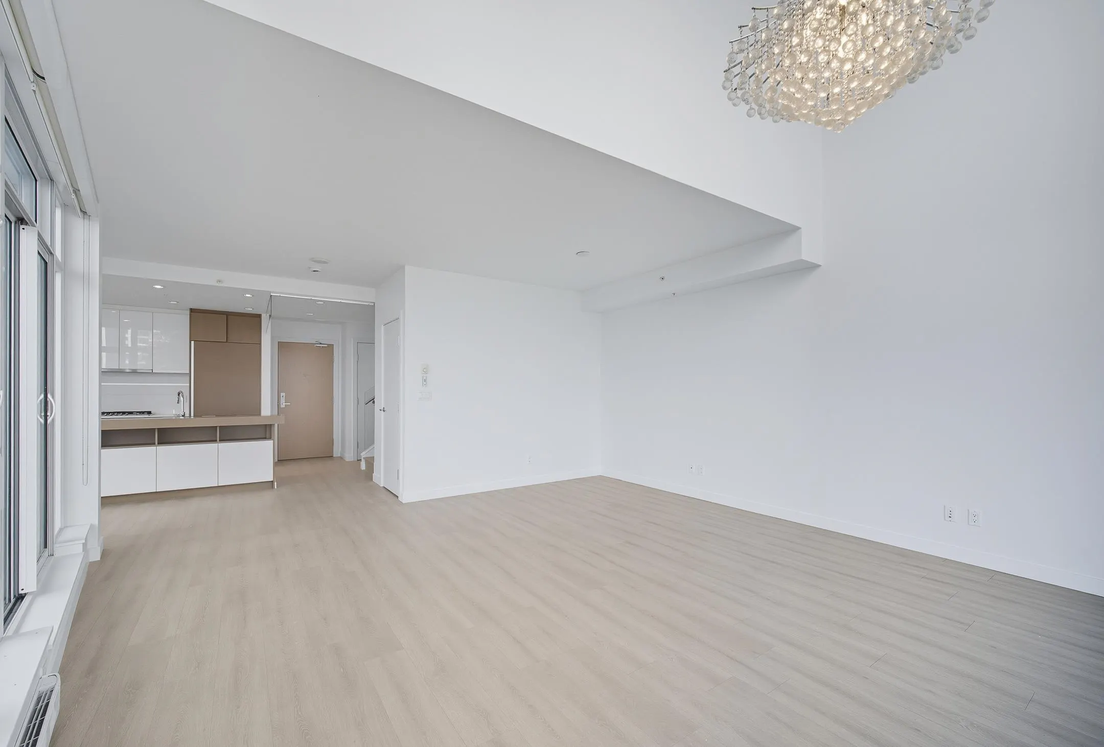 2603 4688 Kingsway