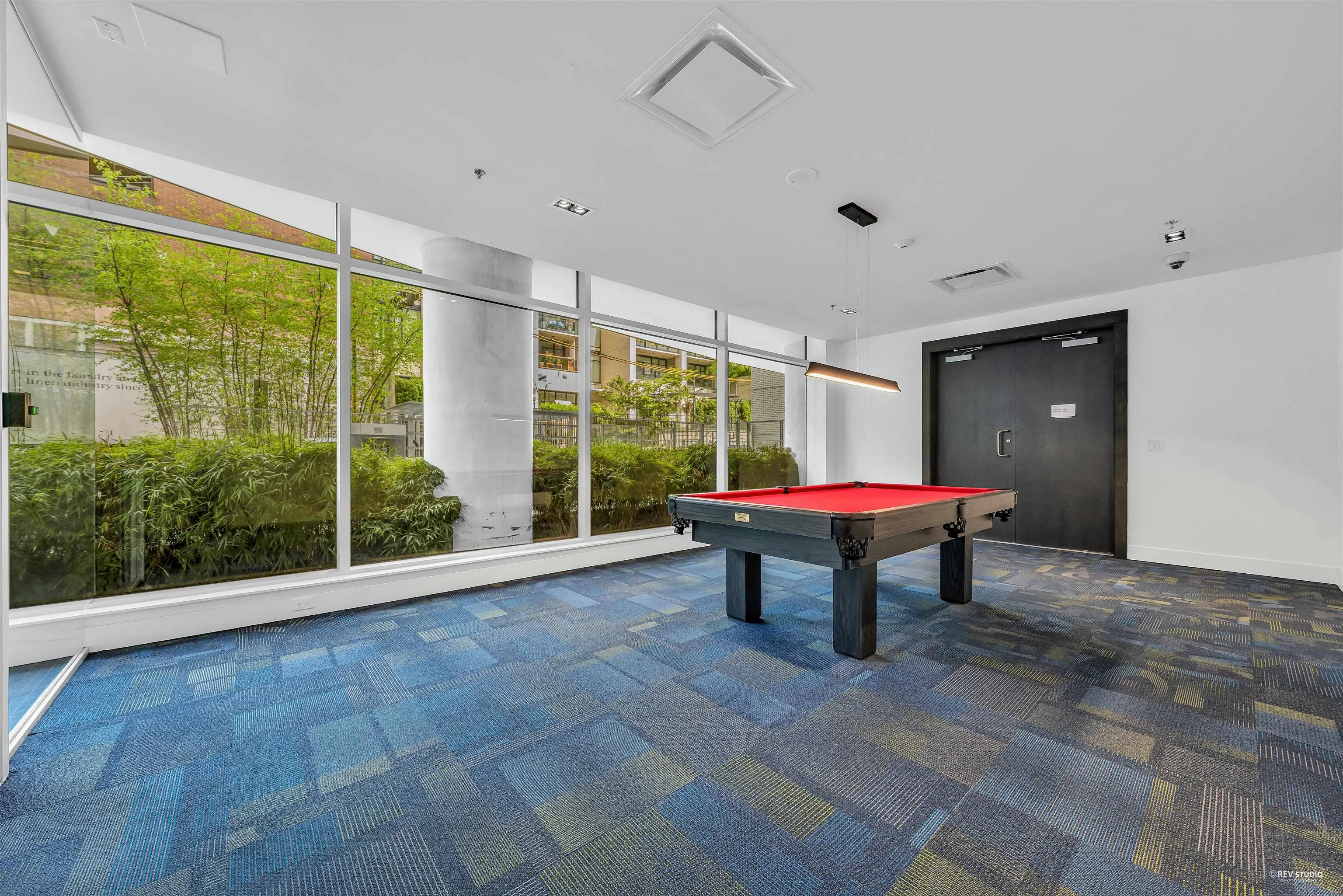 513 1283 Howe Street