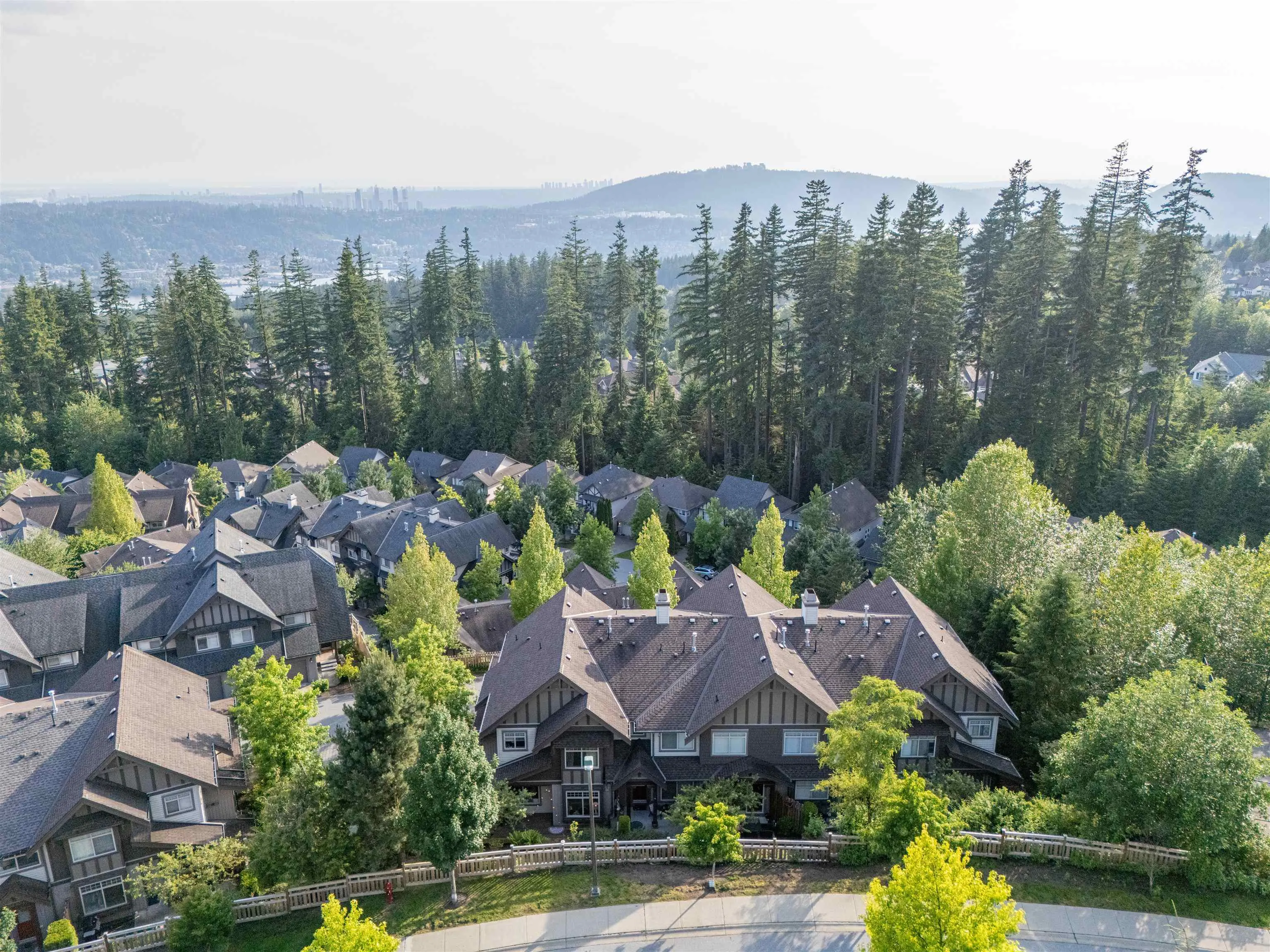 92 55 Hawthorn Drive