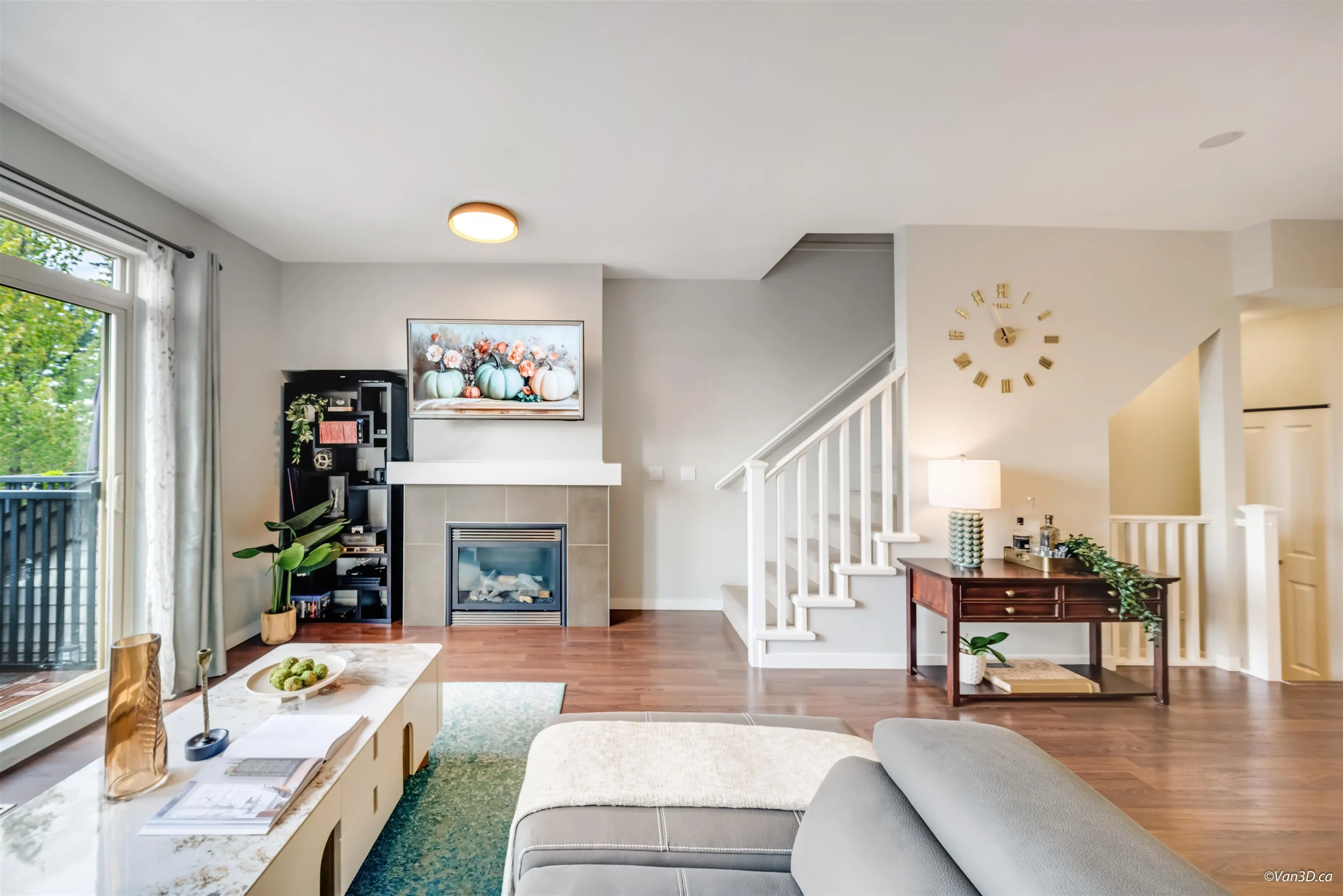 92 55 Hawthorn Drive