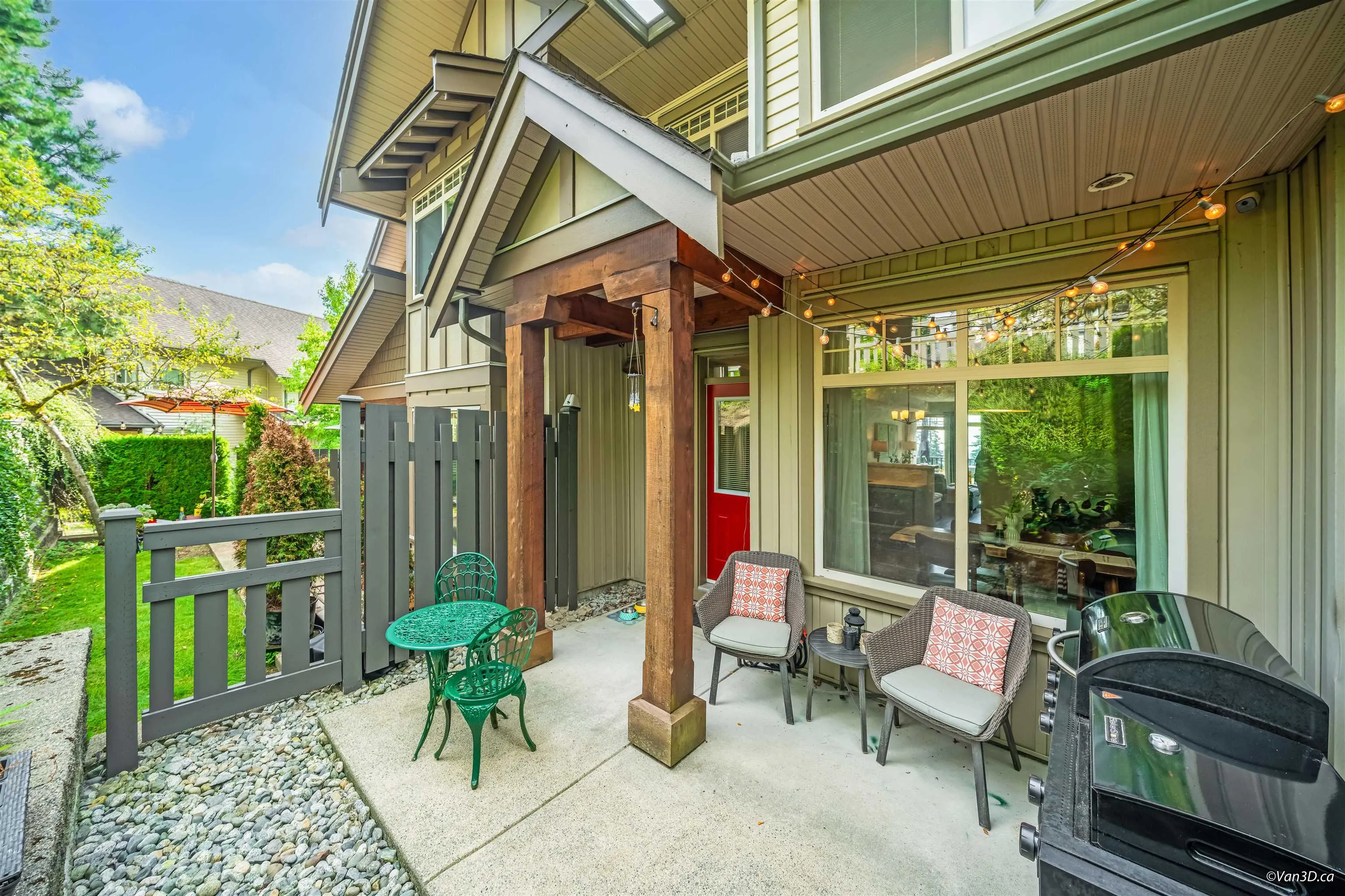 92 55 Hawthorn Drive