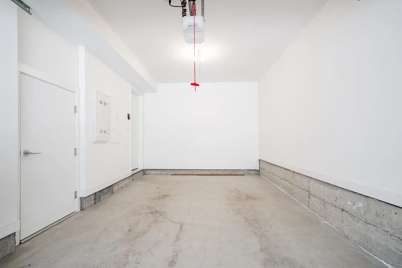43 15850 85 Avenue