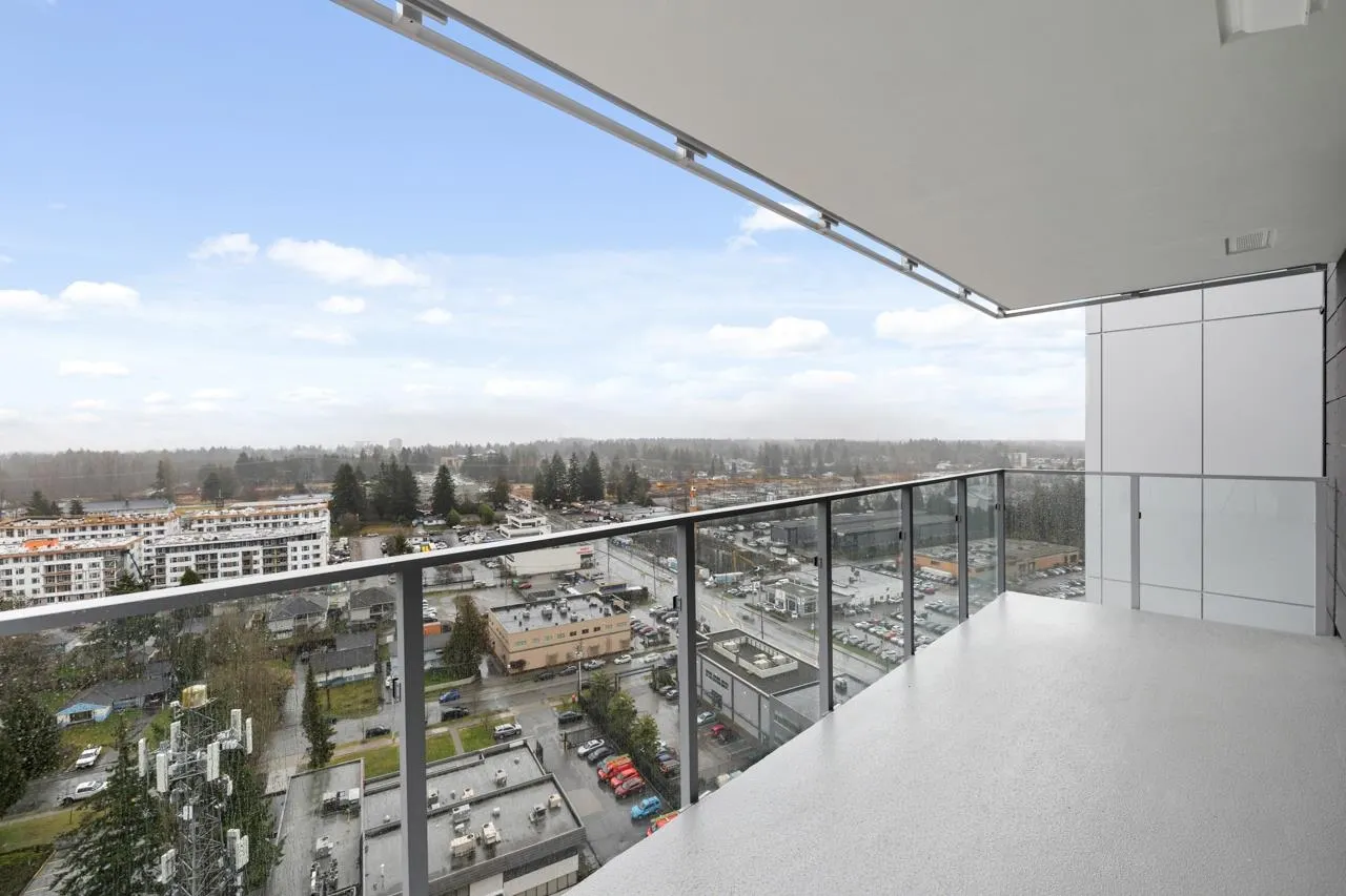 1901 10428 Whalley Boulevard
