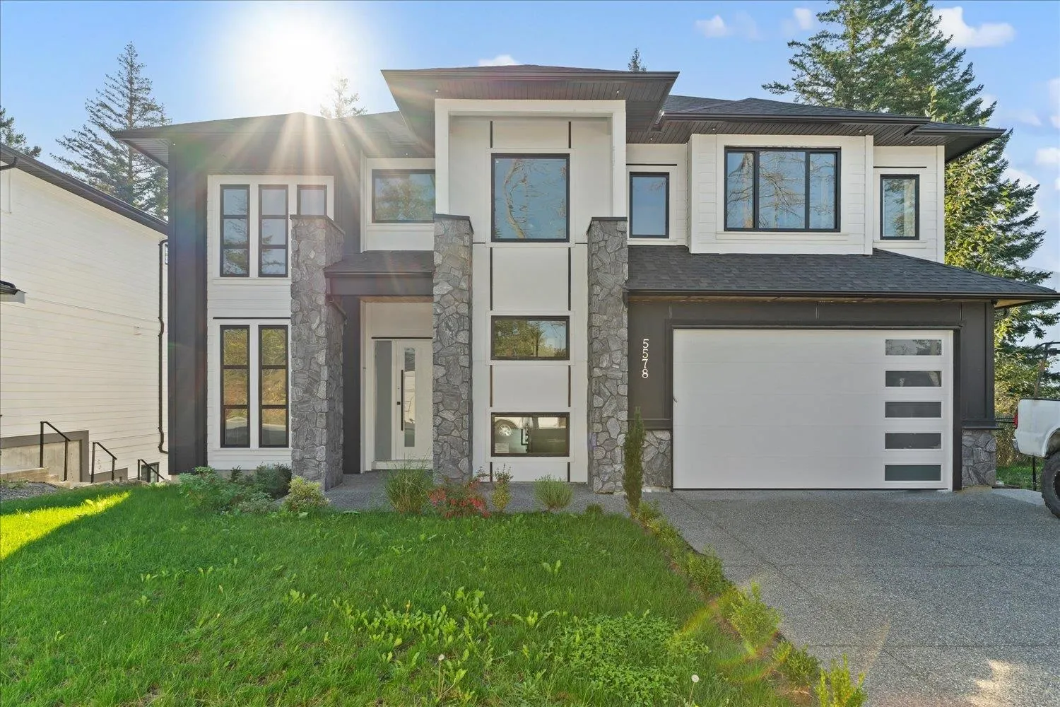 5578 Crimson Ridge