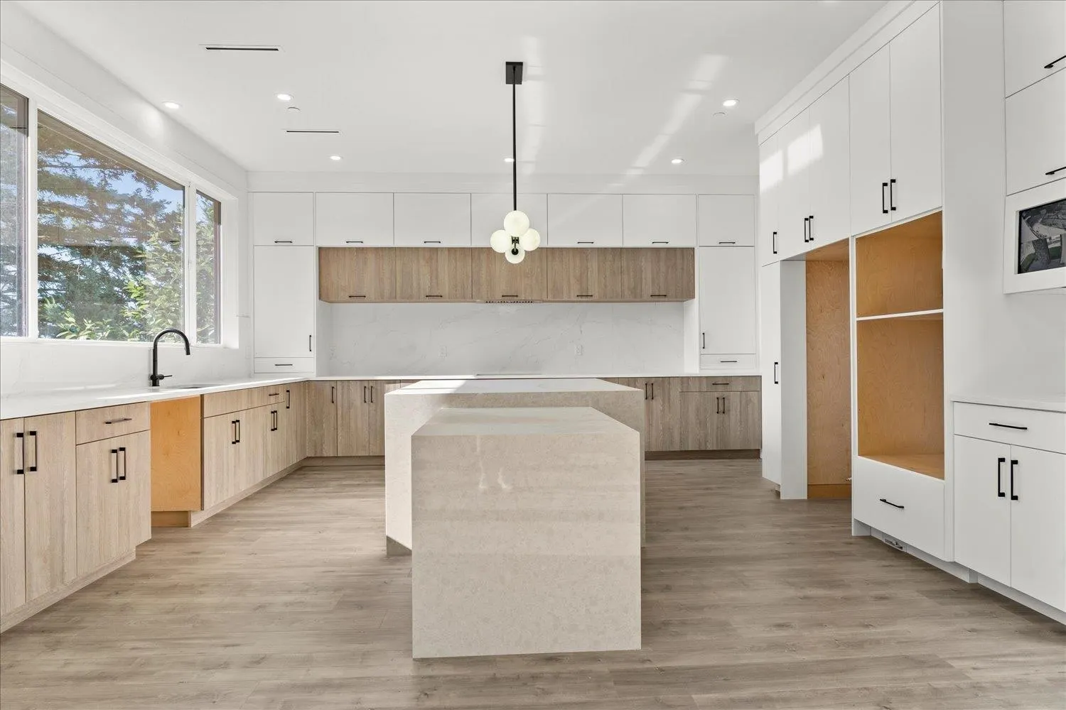 5578 Crimson Ridge