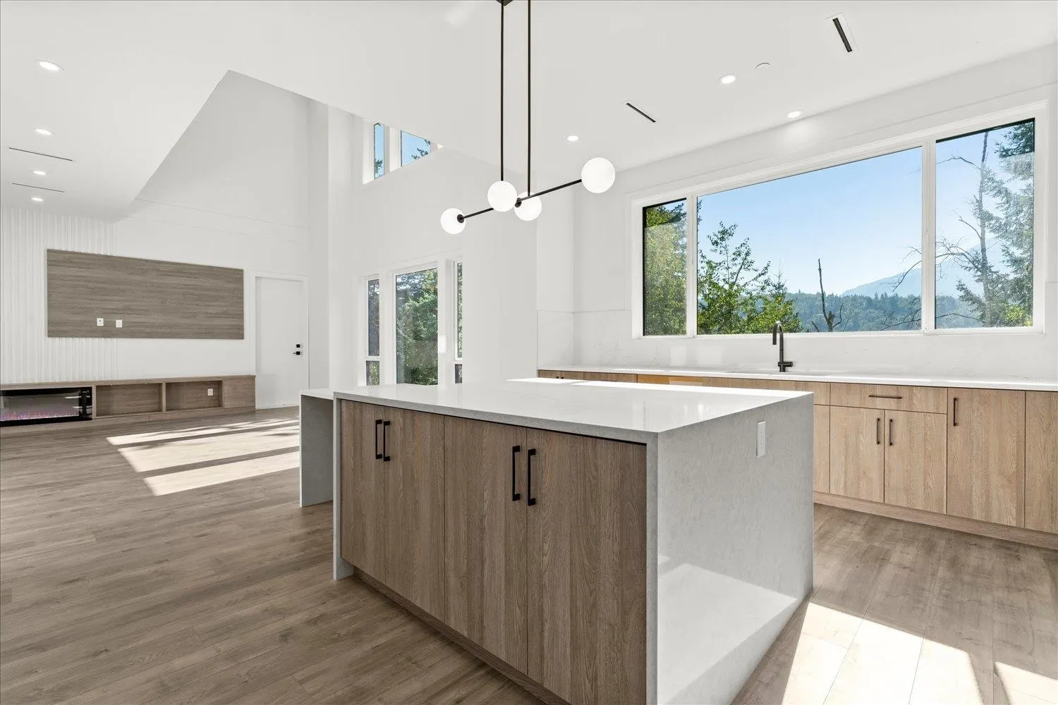 5578 Crimson Ridge