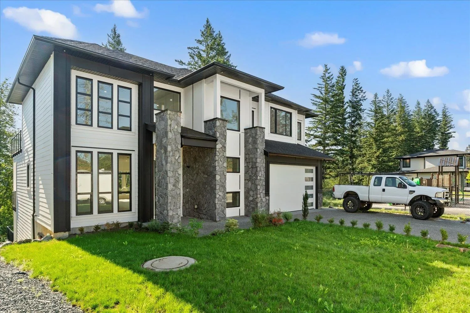 5578 Crimson Ridge