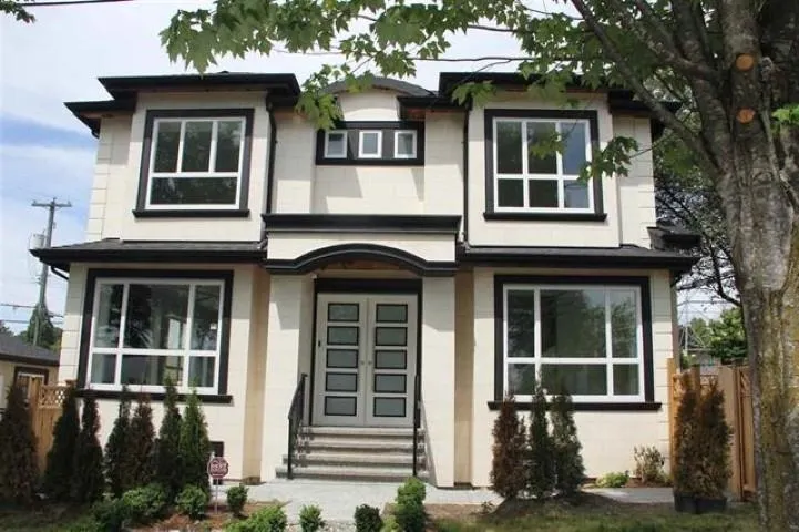 3699 Napier Street