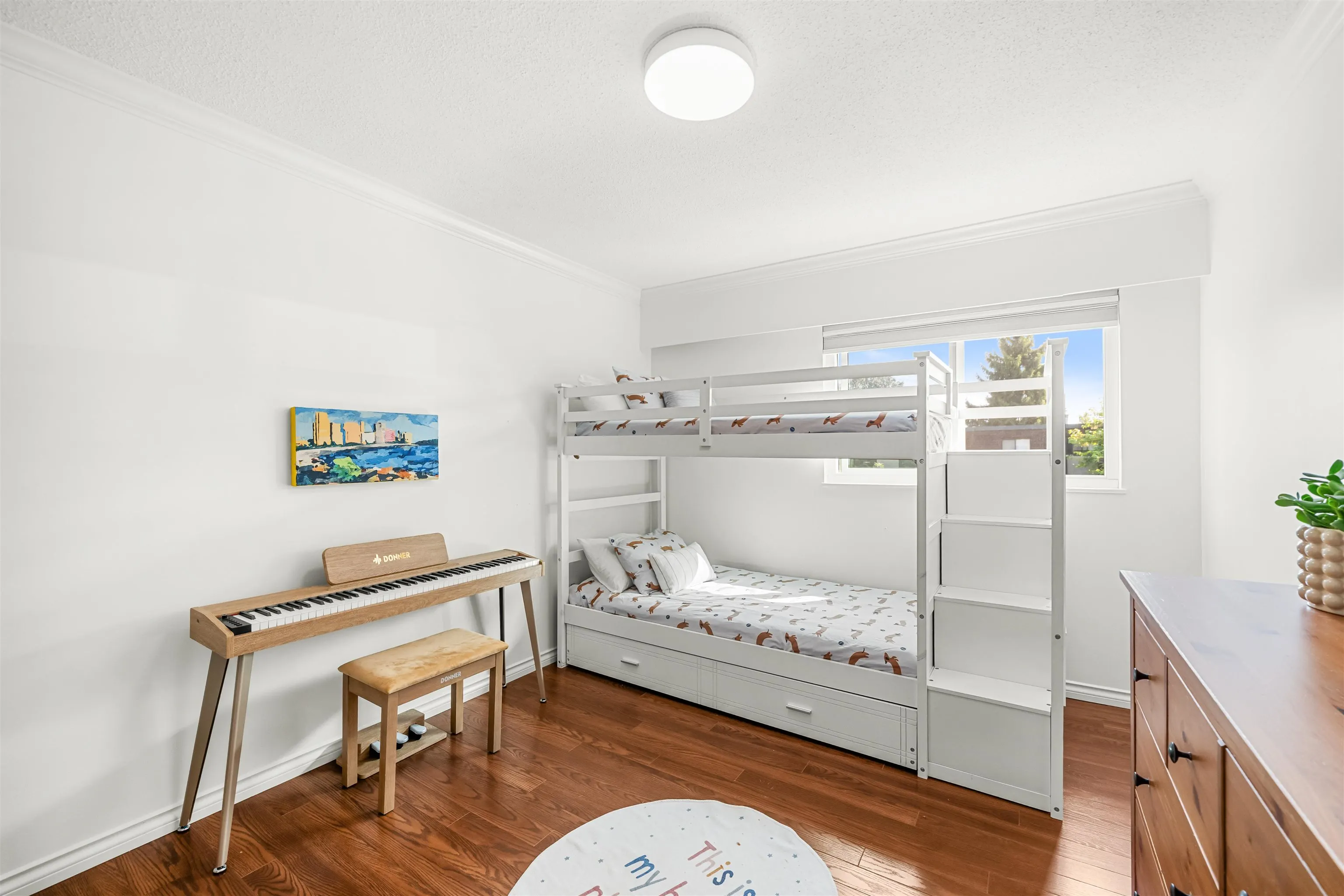 927 Old Lillooet Road
