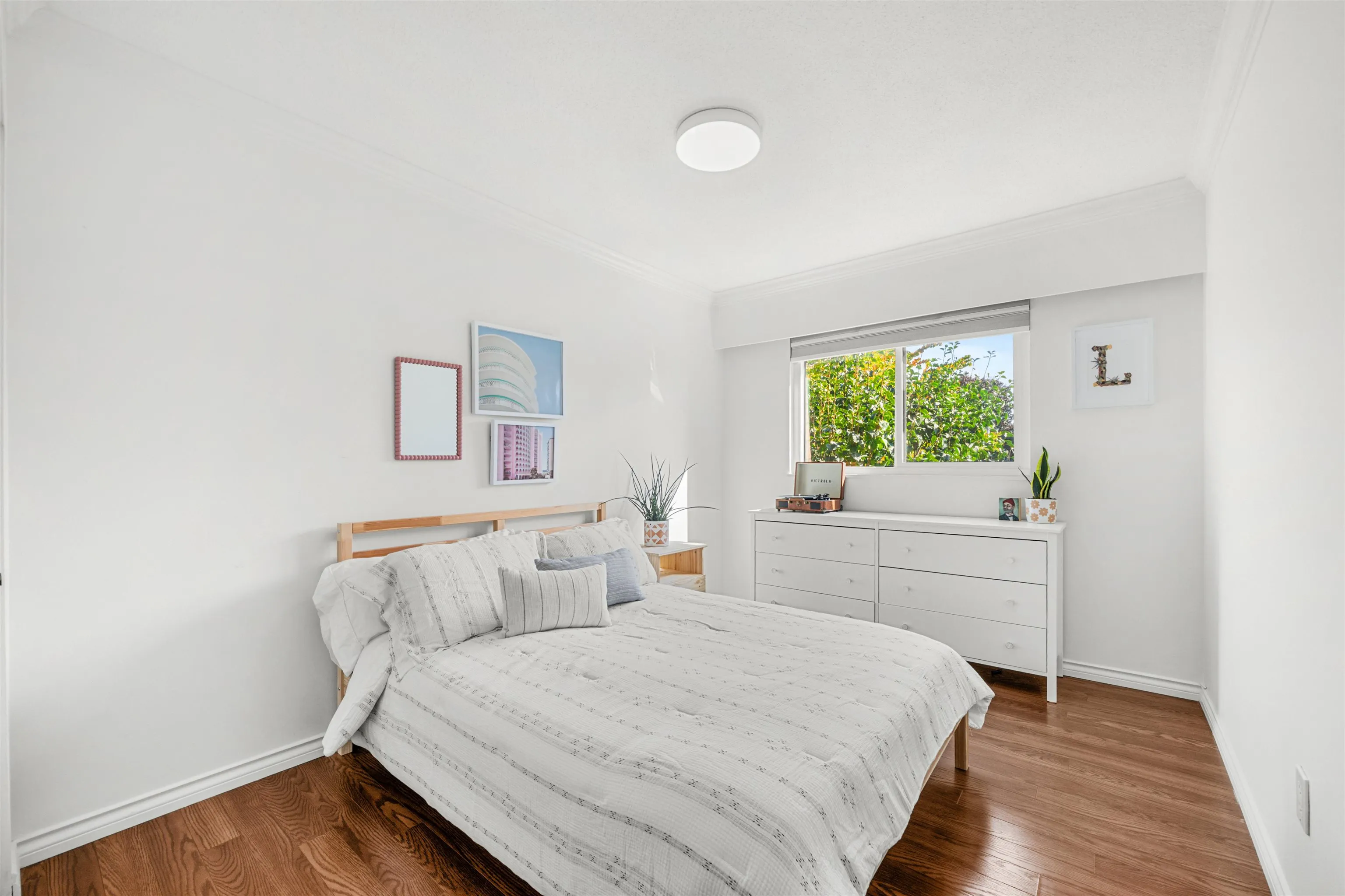 927 Old Lillooet Road