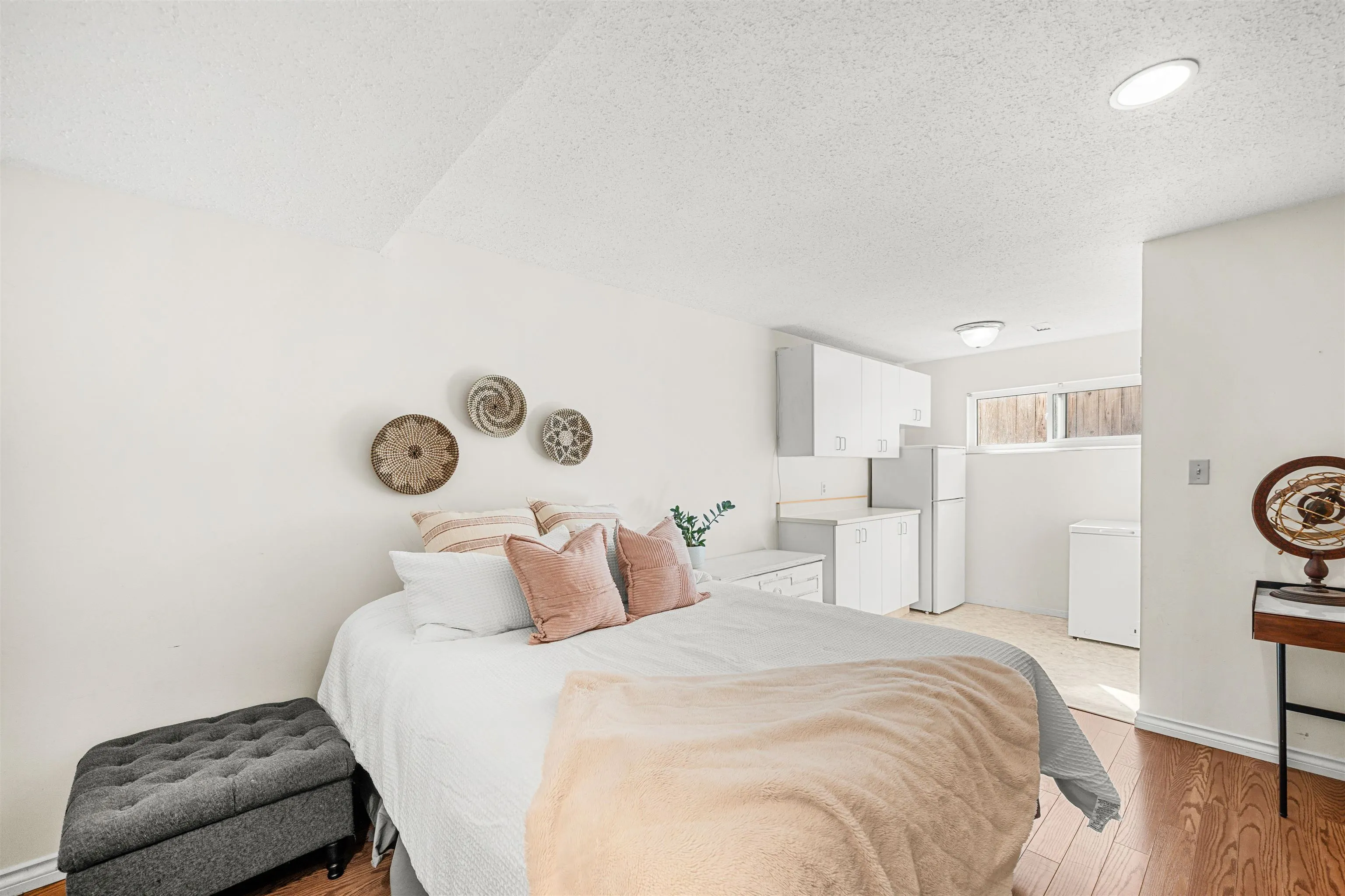 927 Old Lillooet Road