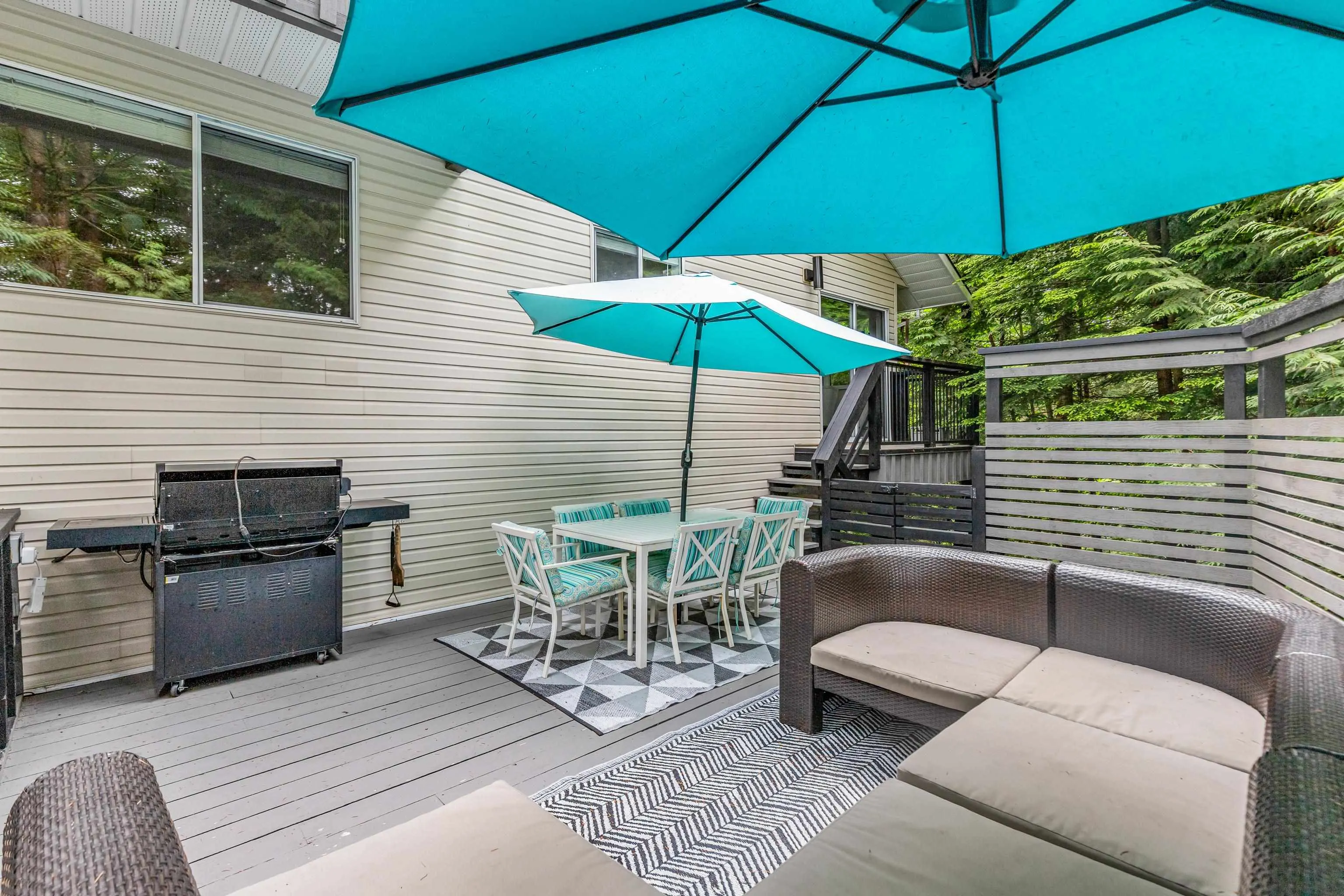 27740 Sayers Crescent