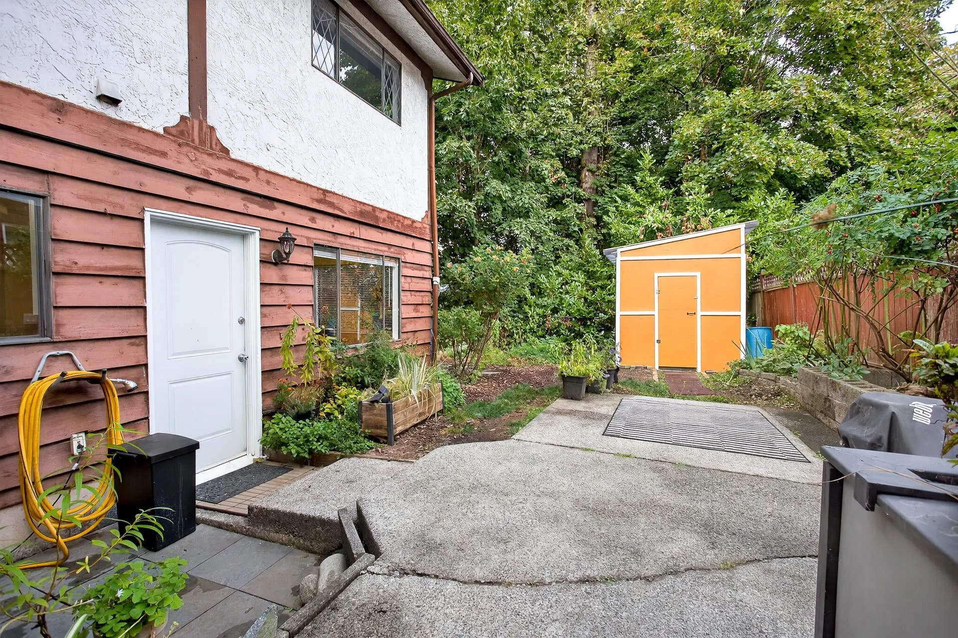 830 Ingersoll Avenue