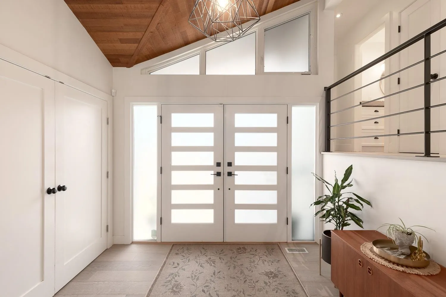 3348 Tennyson Crescent