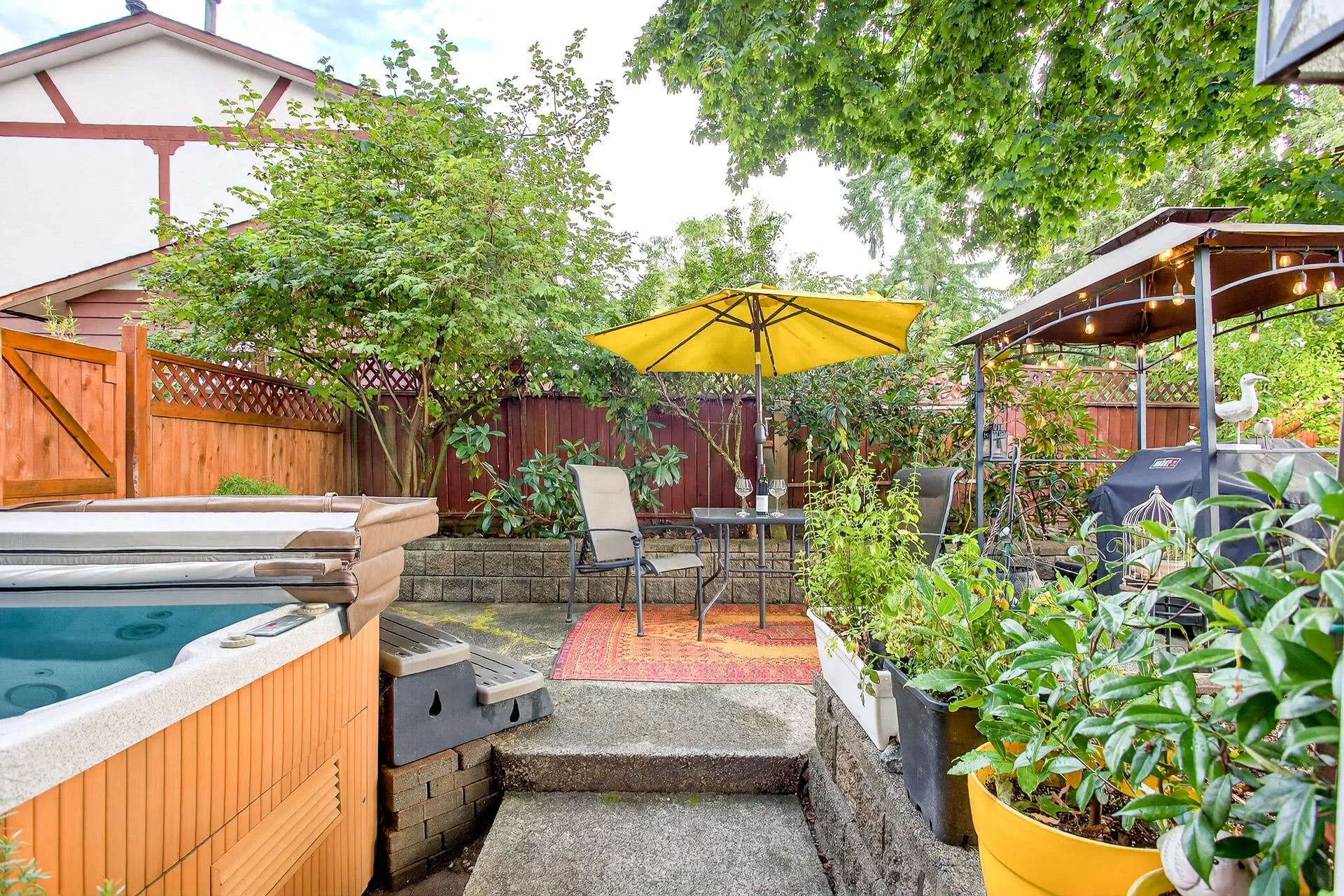 828 Ingersoll Avenue