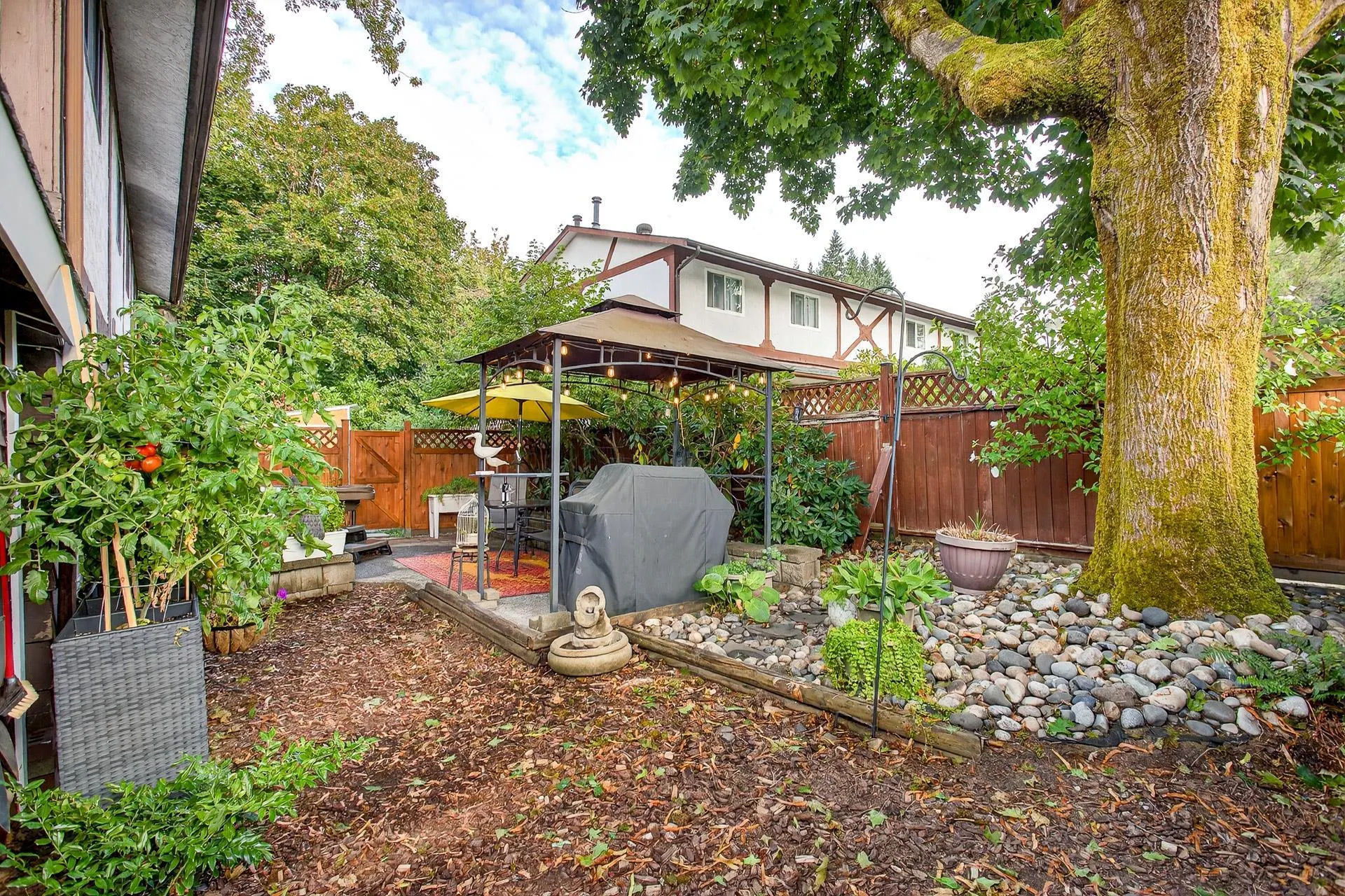 828 Ingersoll Avenue