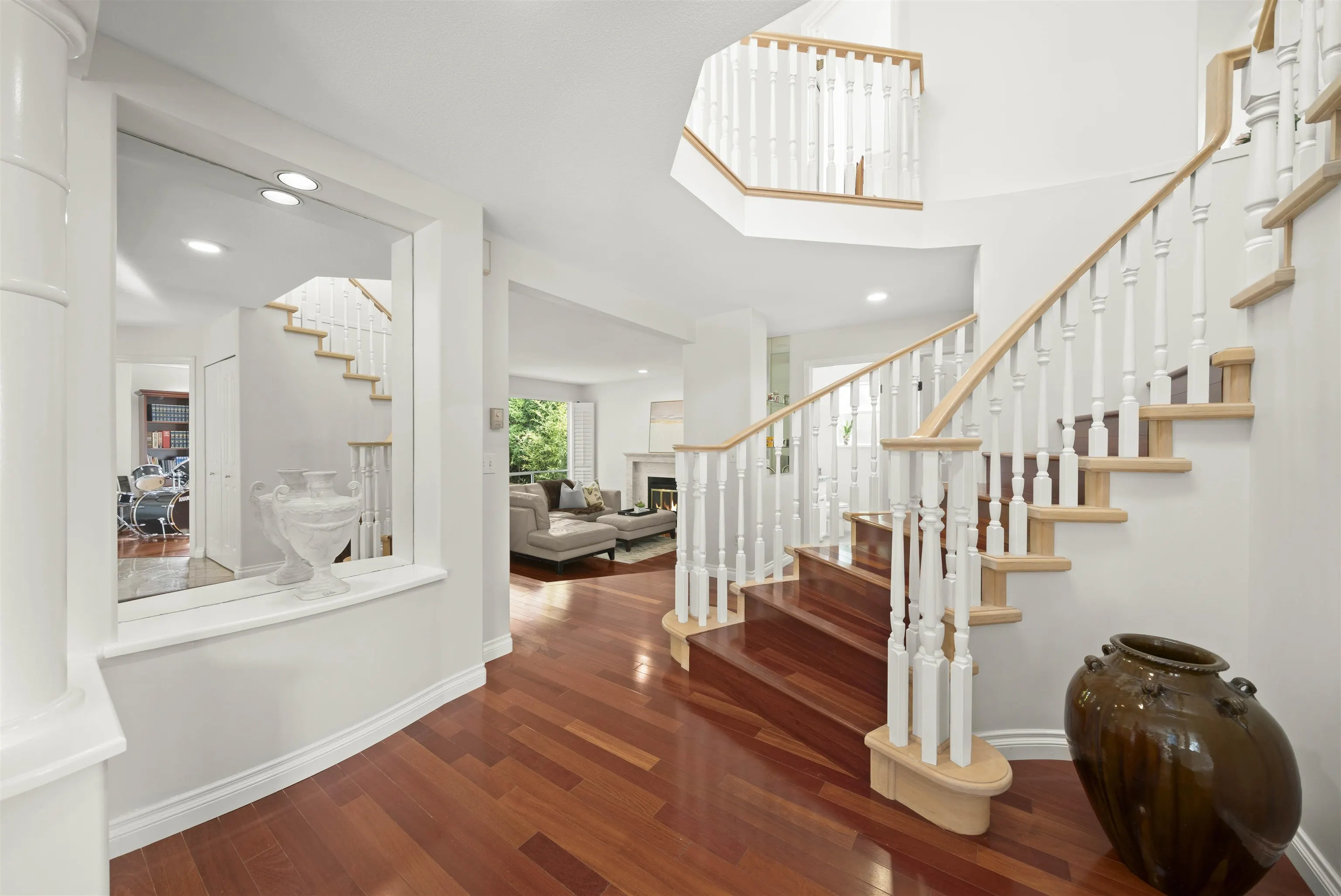102 Aspenwood Drive