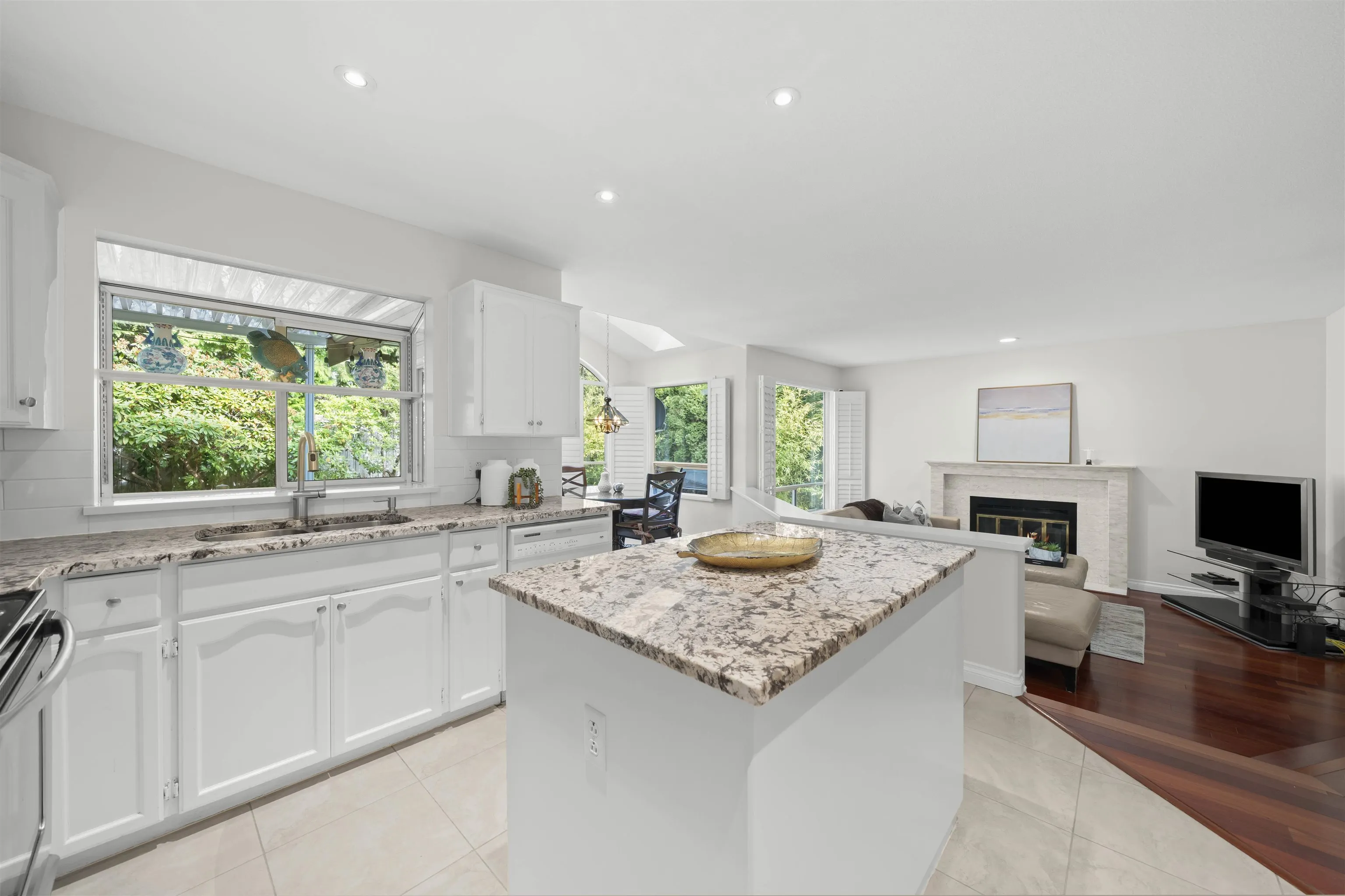 102 Aspenwood Drive