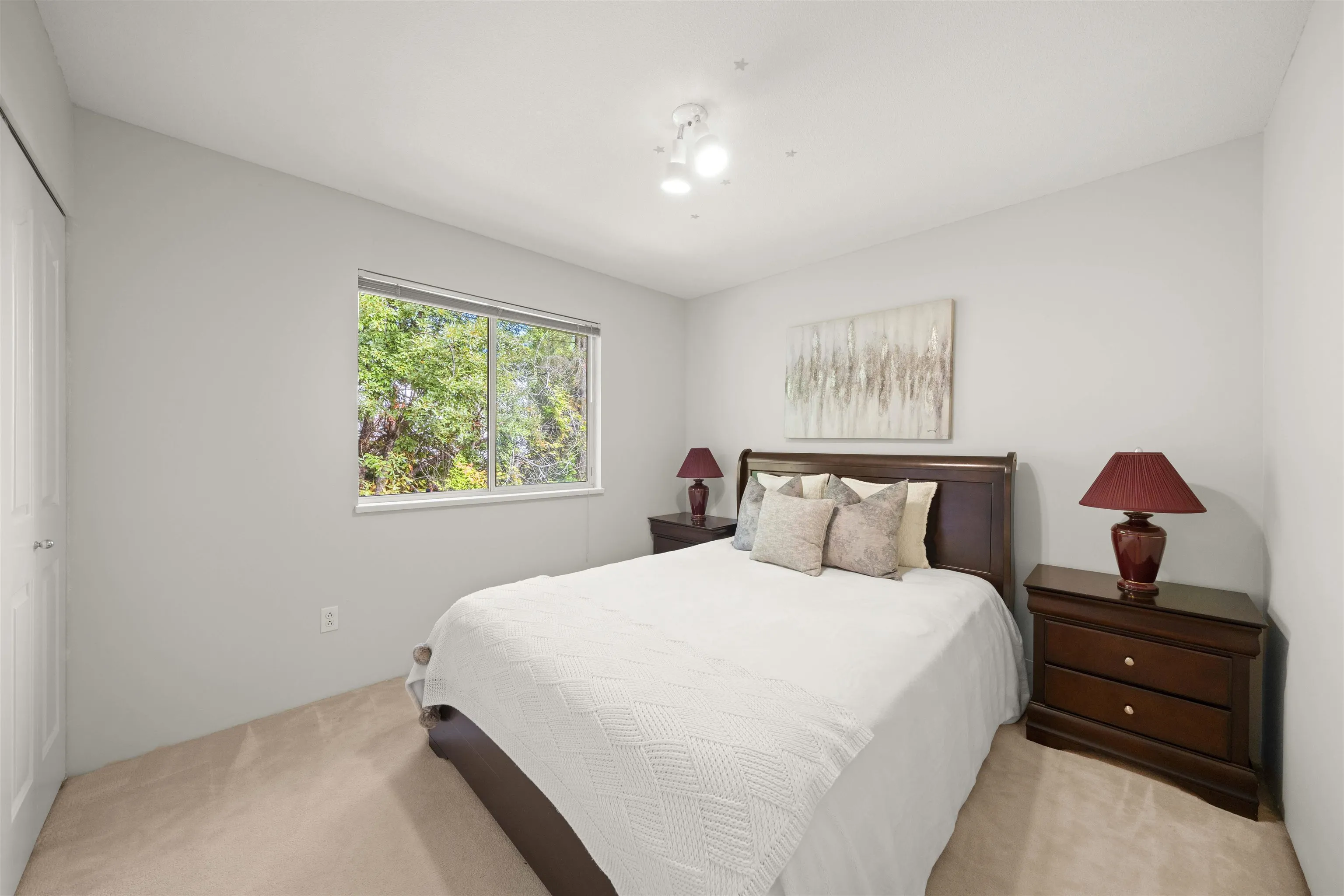 102 Aspenwood Drive
