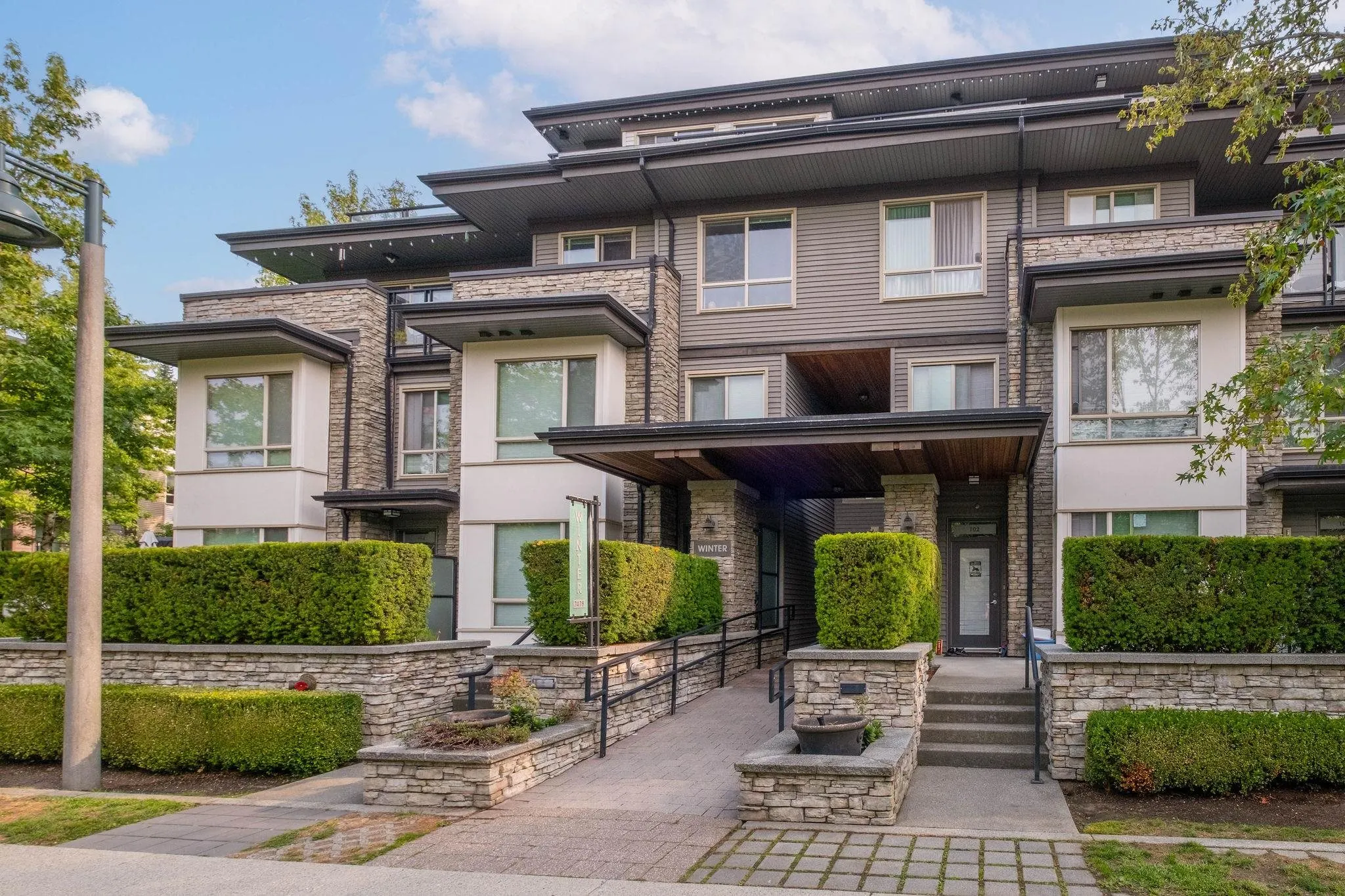 314 7478 Byrnepark Walk