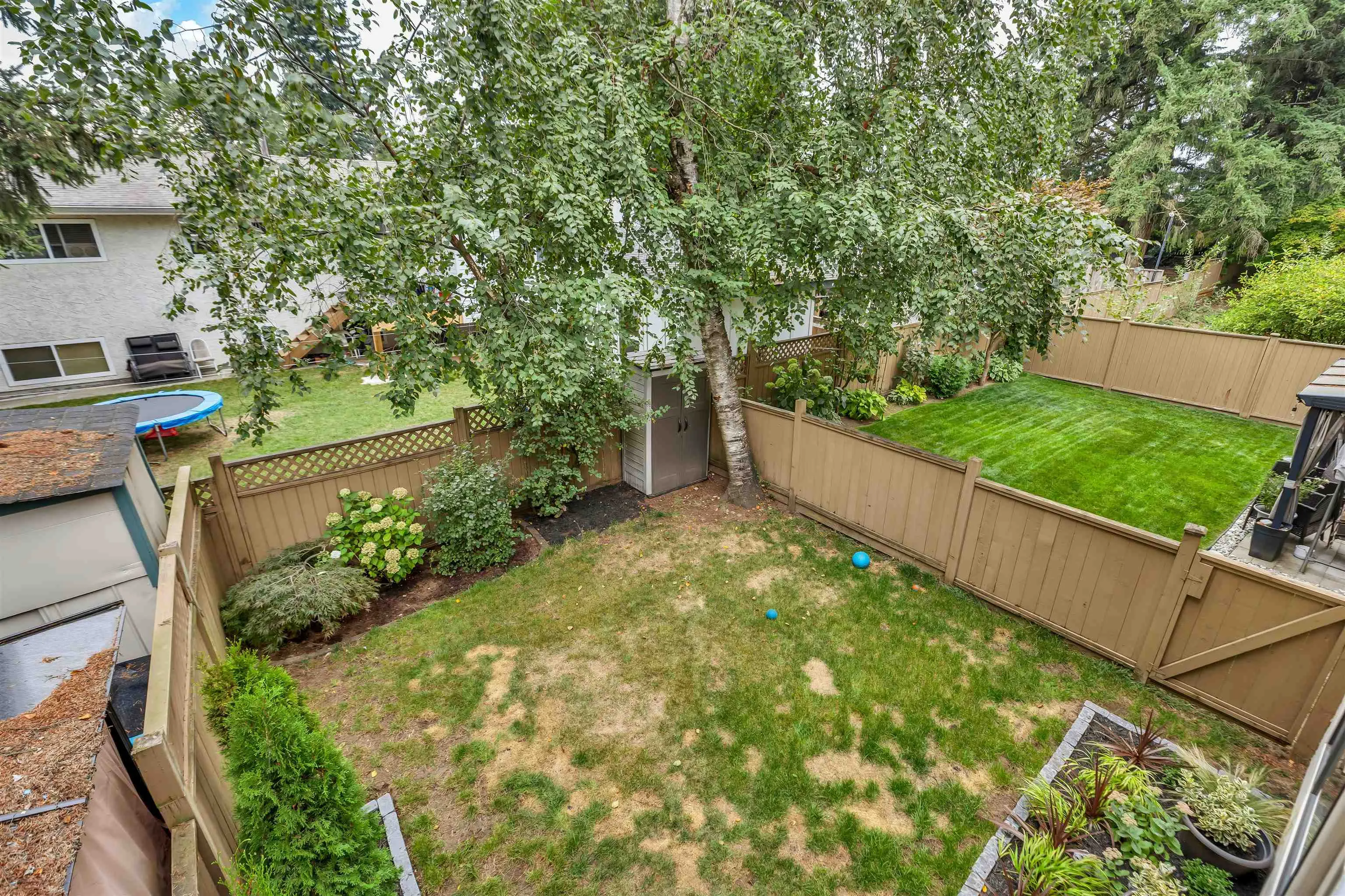 42 32310 Mouat Drive