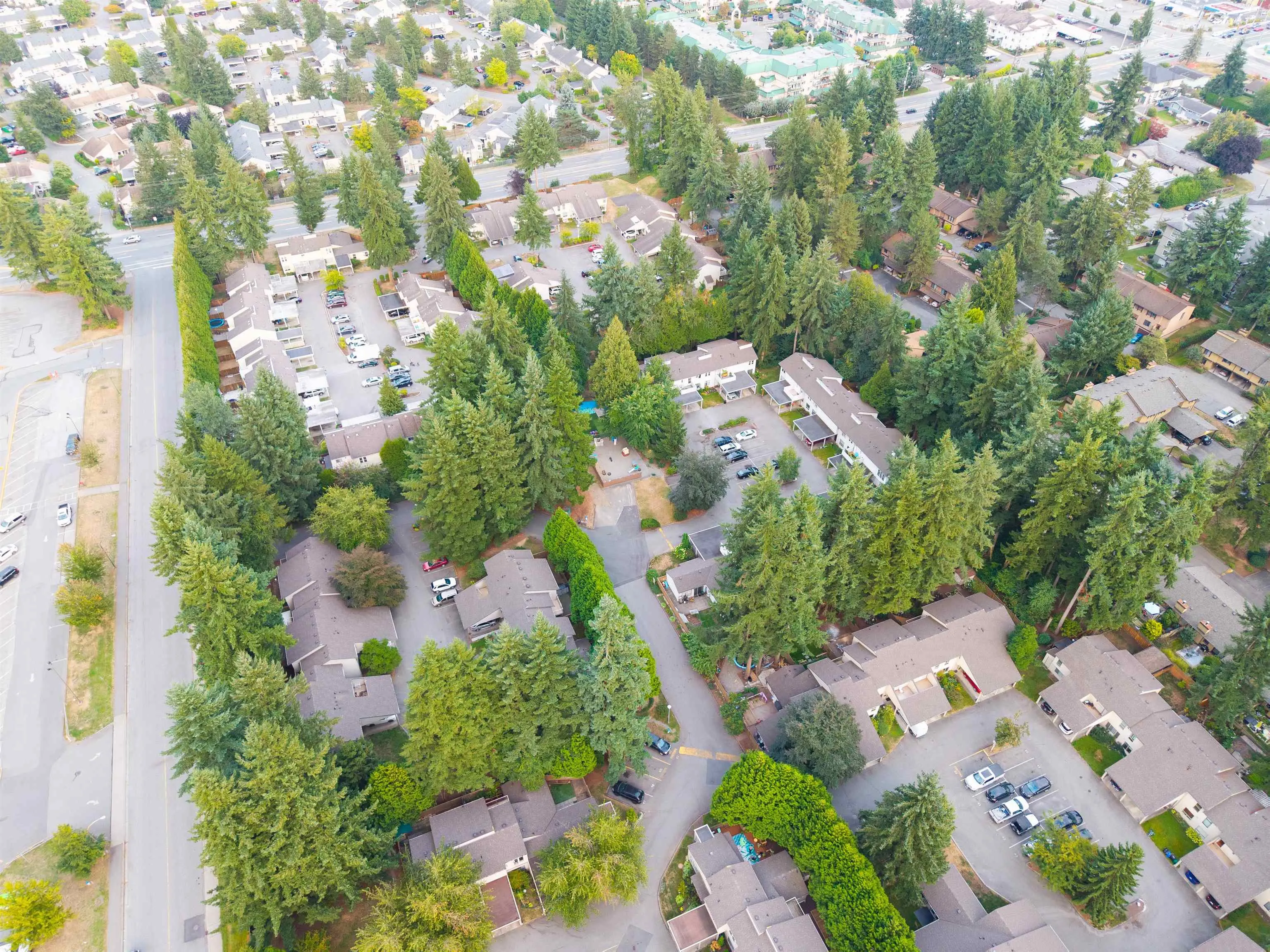 42 32310 Mouat Drive