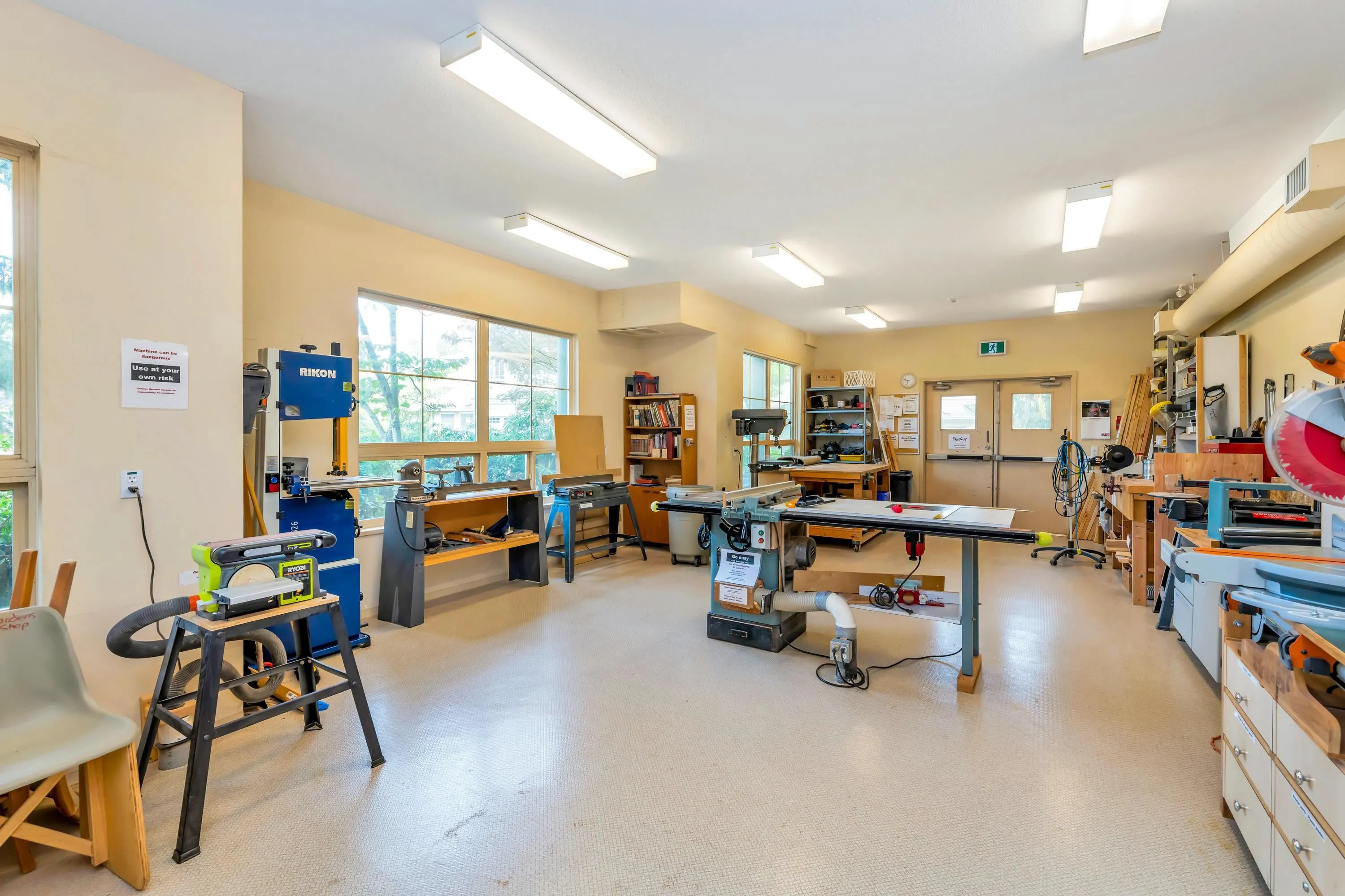 303 13870 70 Avenue