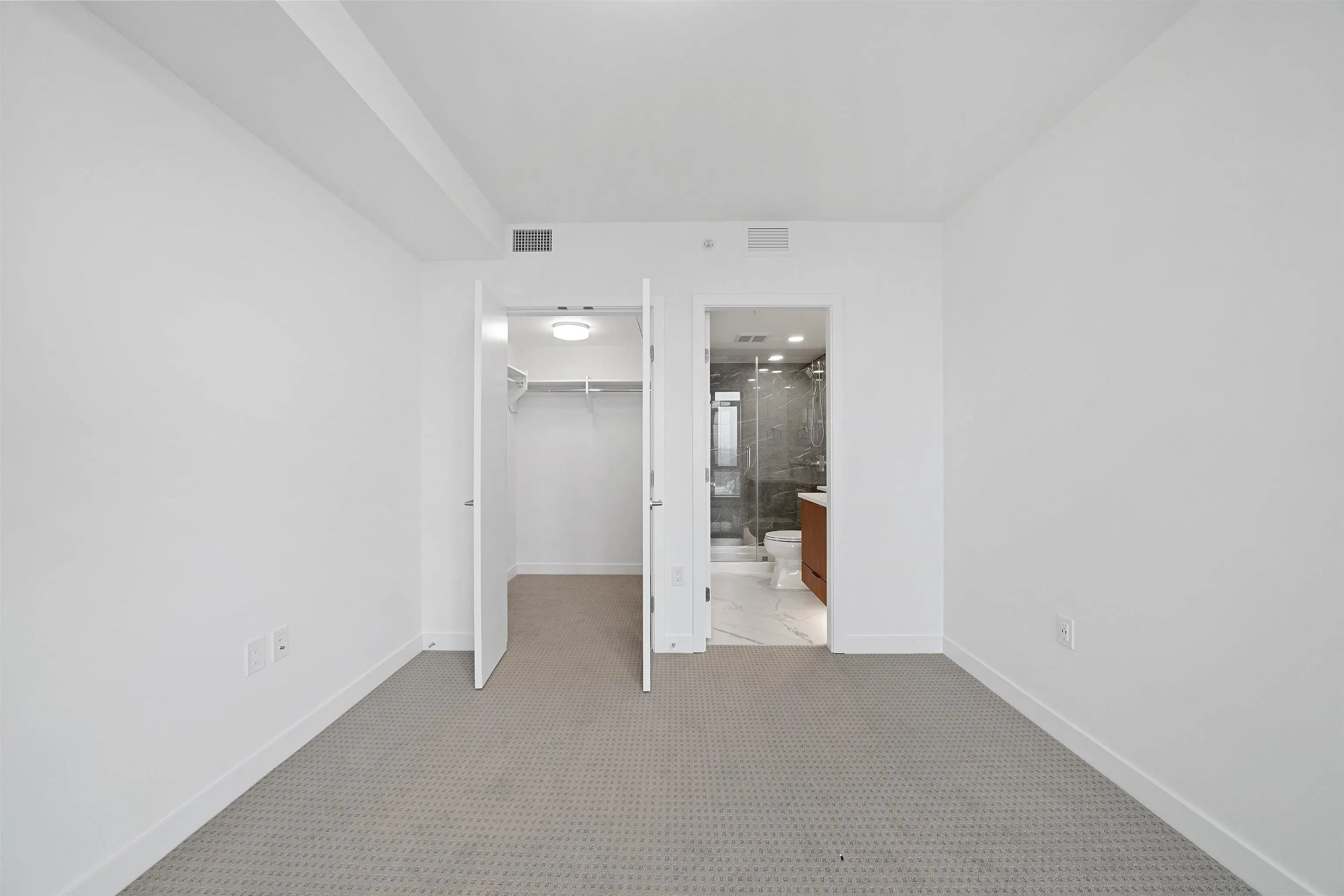 1101 7683 Park Crescent
