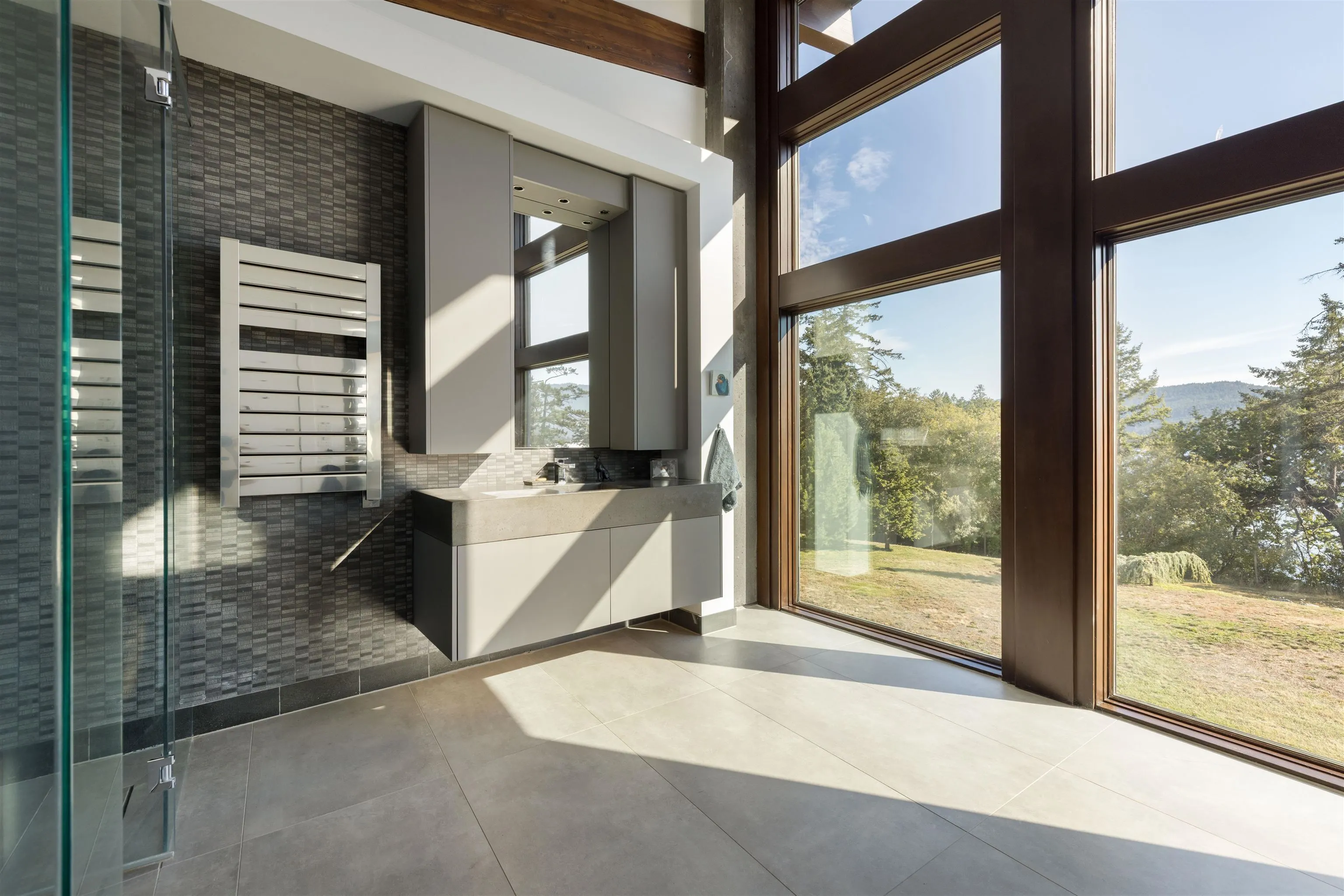 7756 W Saanich Road