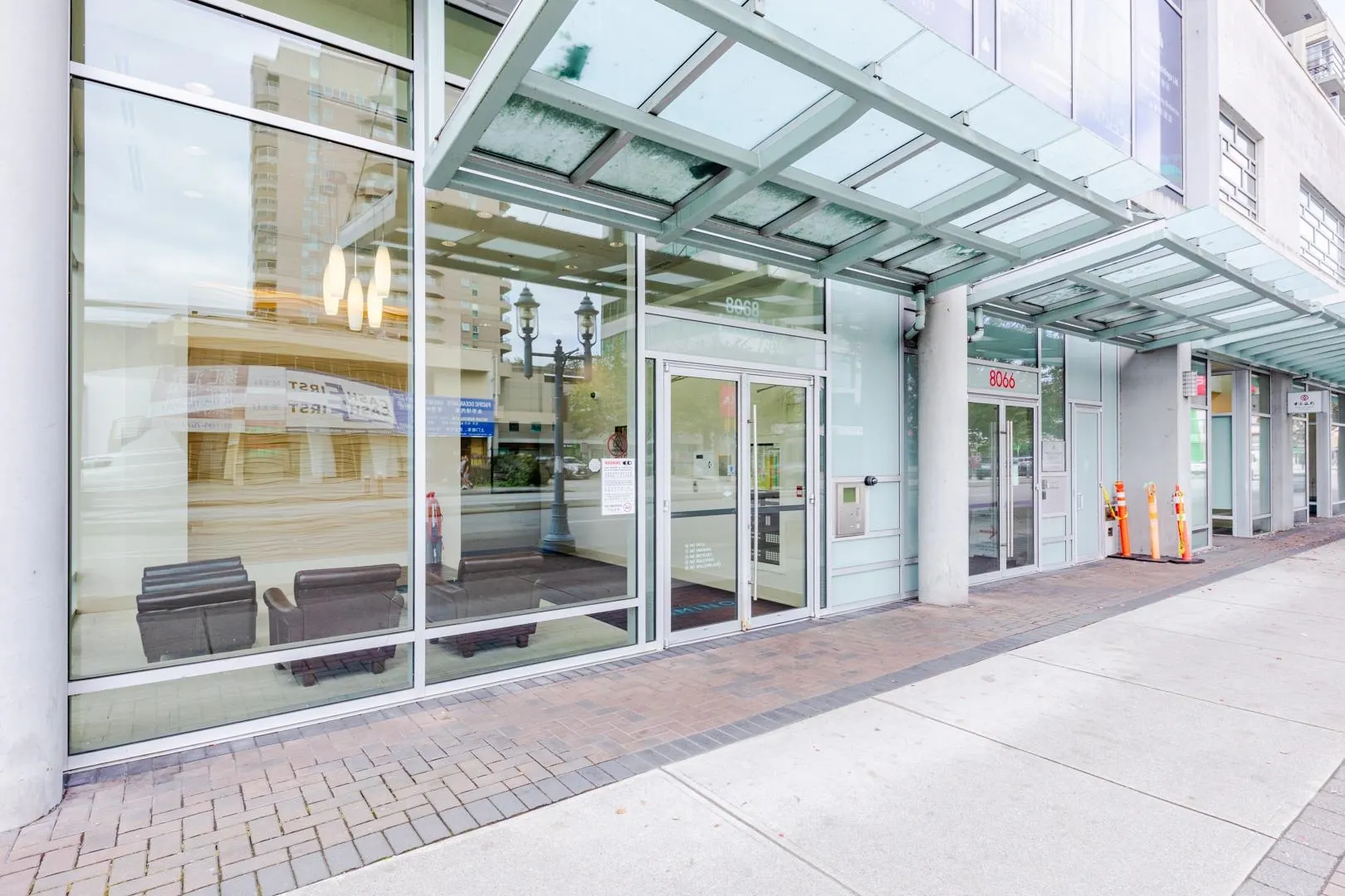 1602 8068 Westminster Highway
