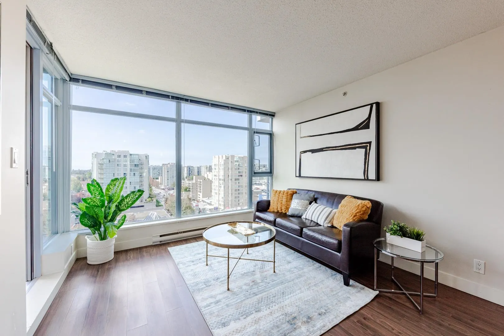 1602 8068 Westminster Highway