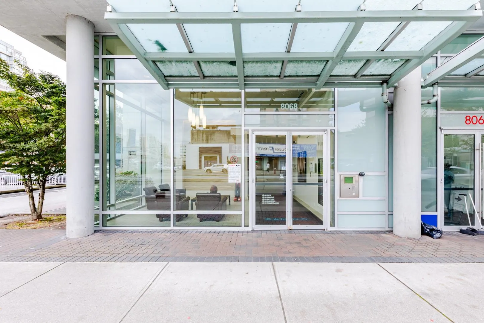 1602 8068 Westminster Highway