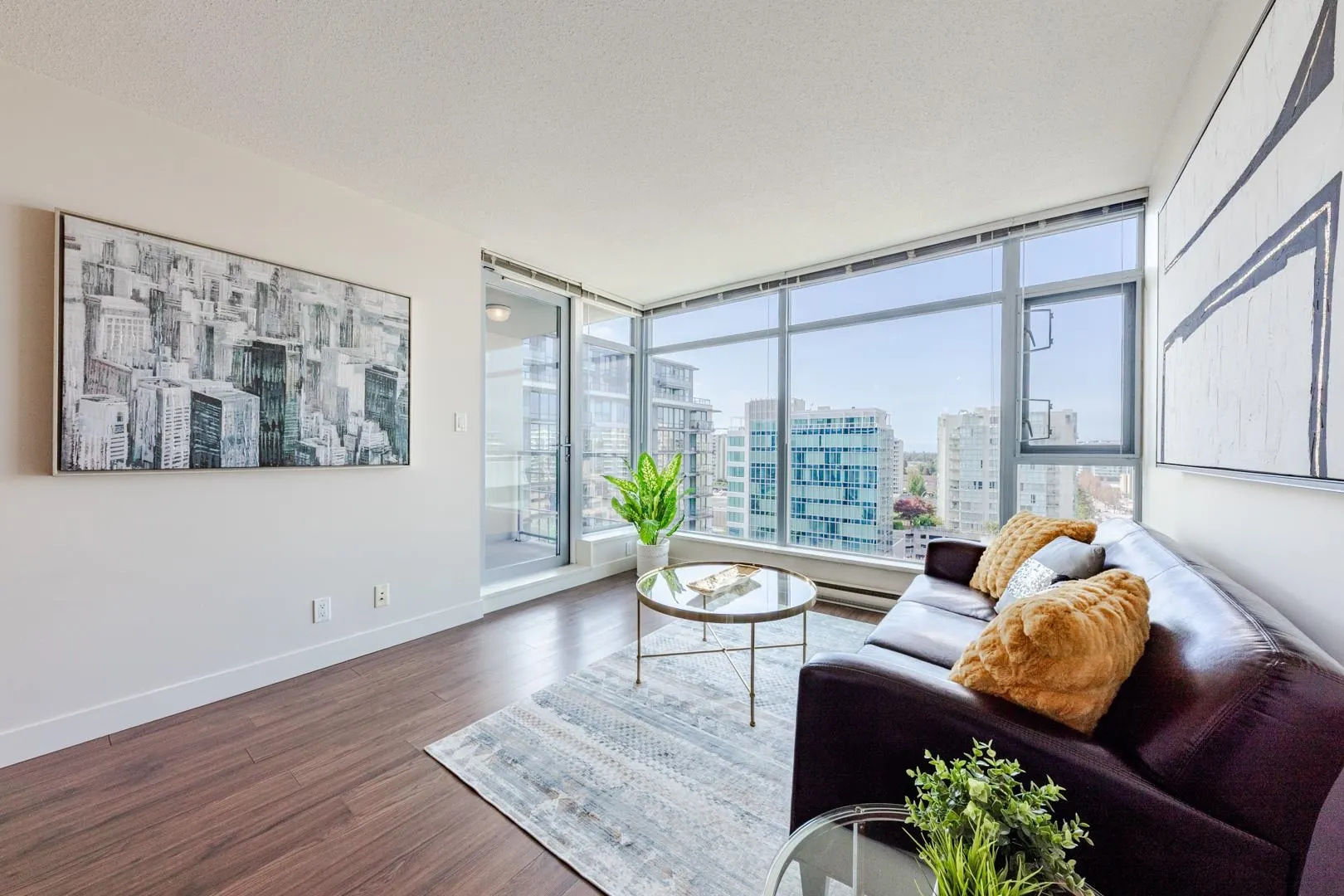 1602 8068 Westminster Highway