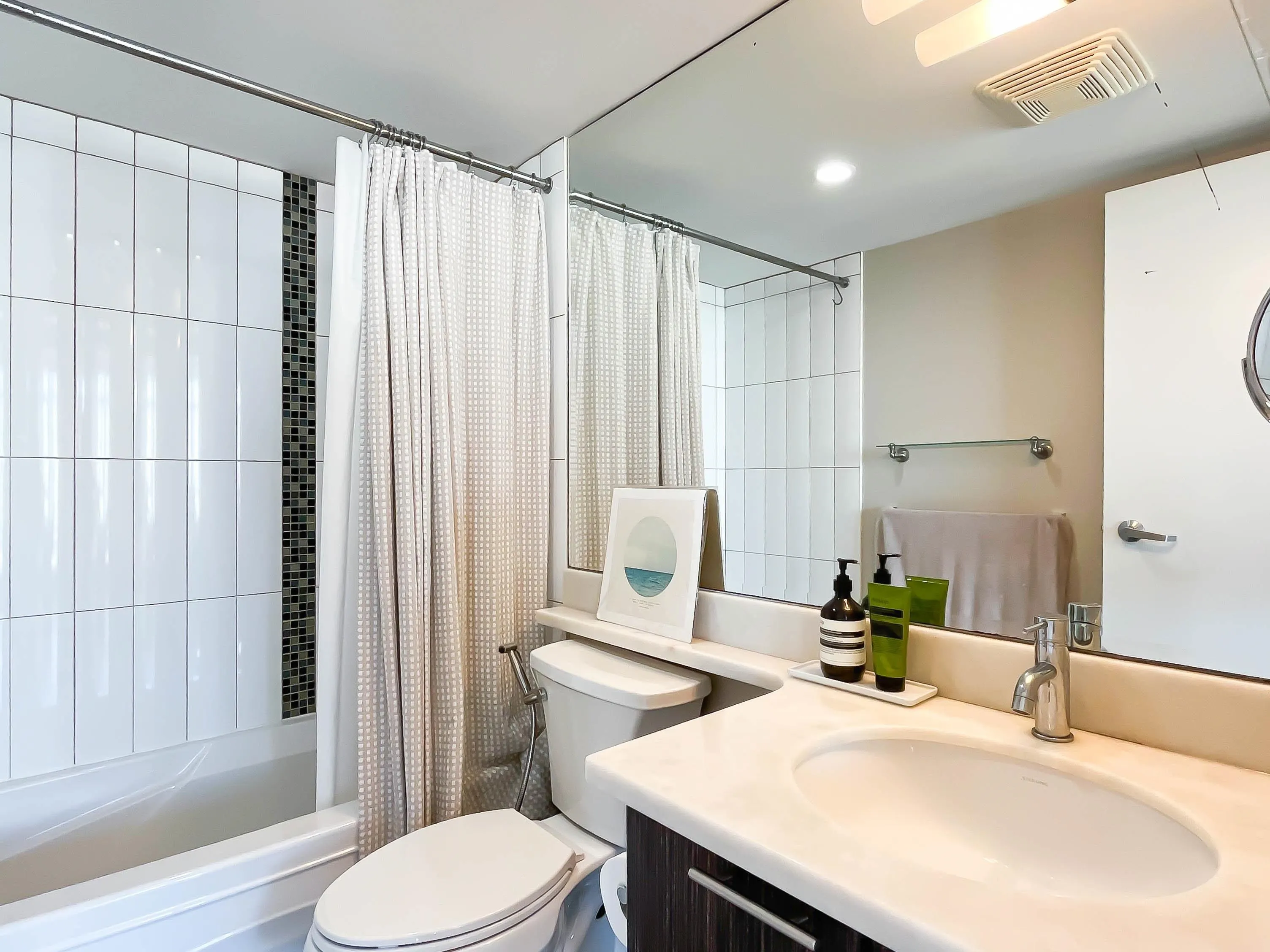906 7888 Saba Road