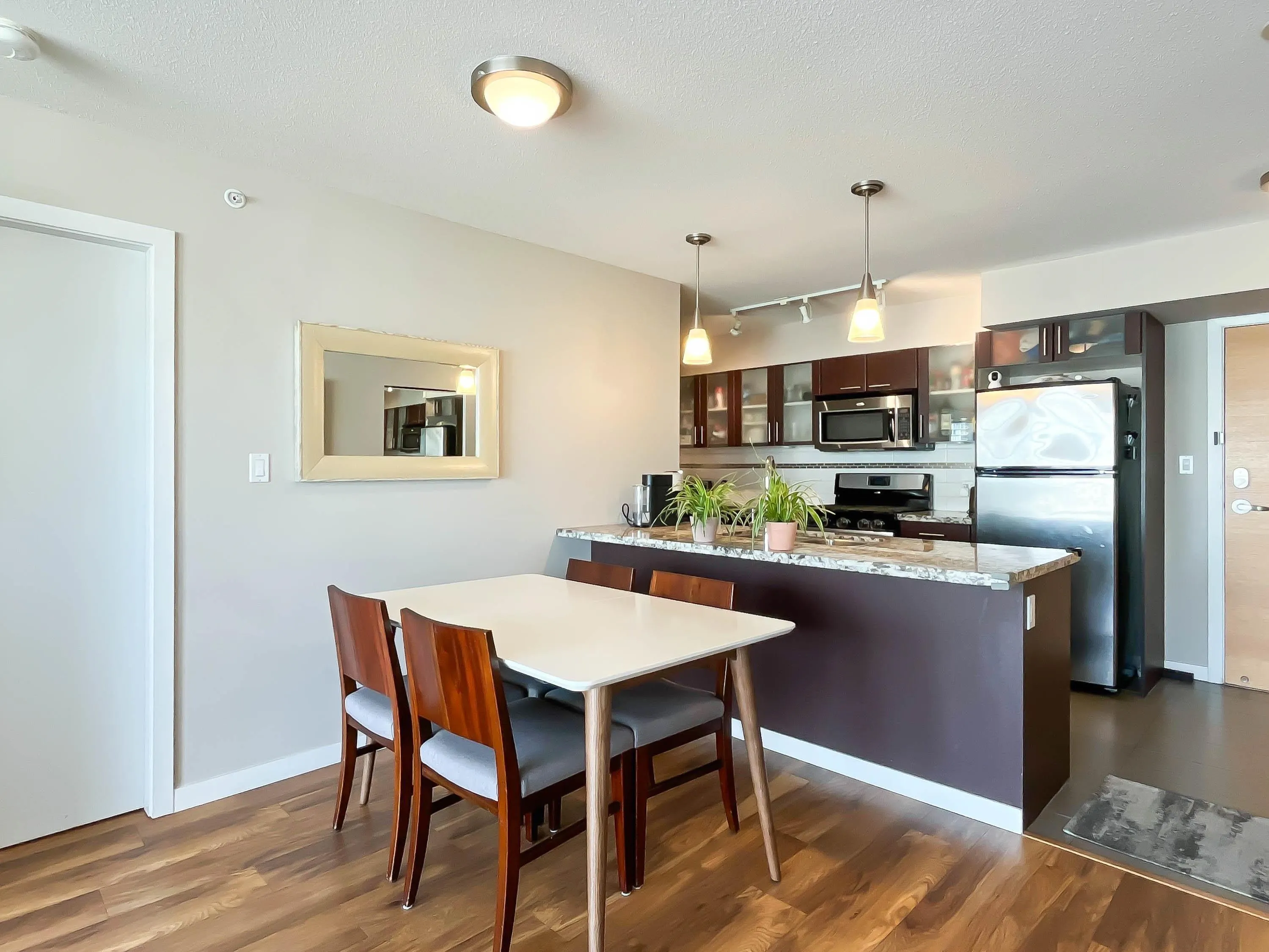 906 7888 Saba Road