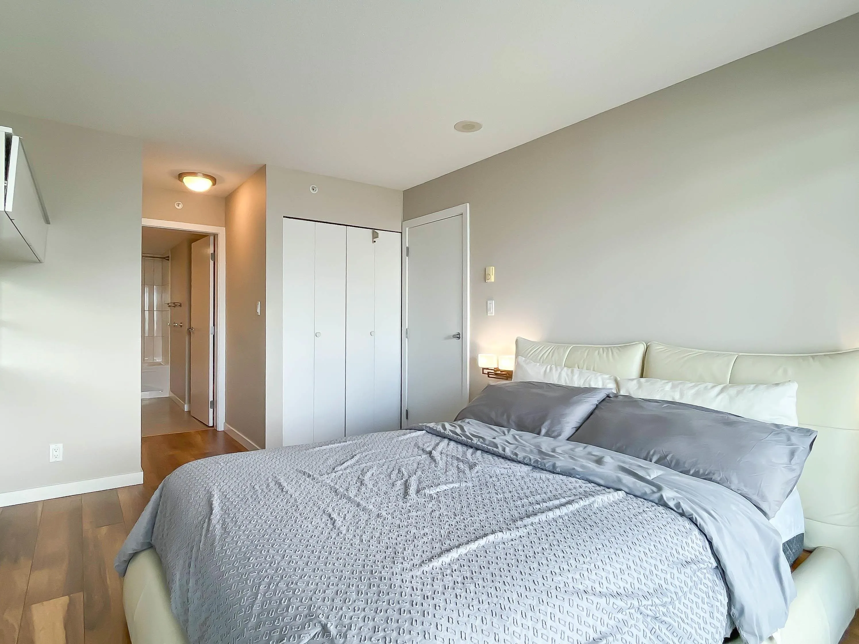 906 7888 Saba Road