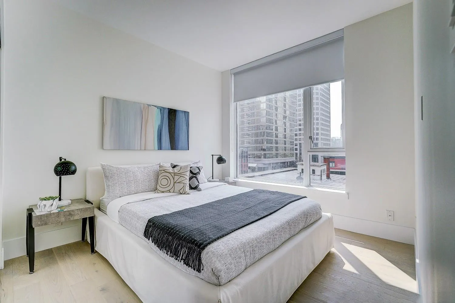 903 1211 Melville Street