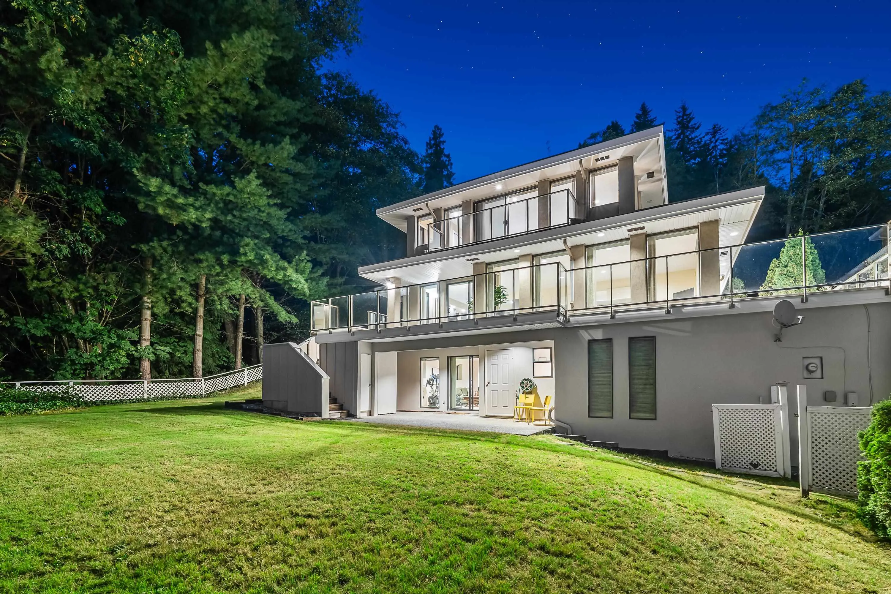 1595 Tyrol Court