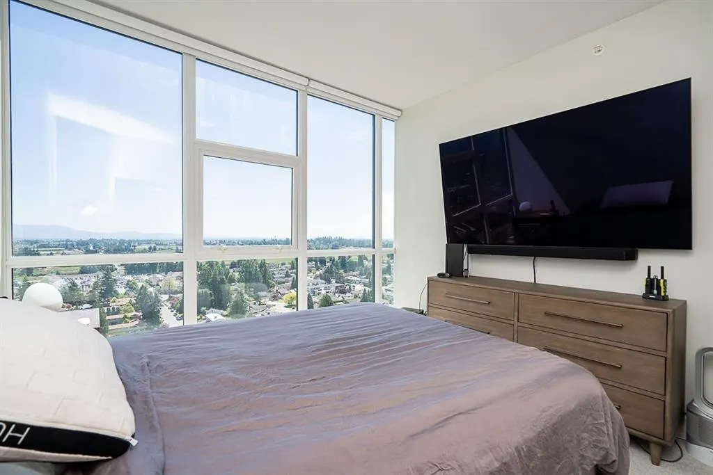 2207 2180 Gladwin Road