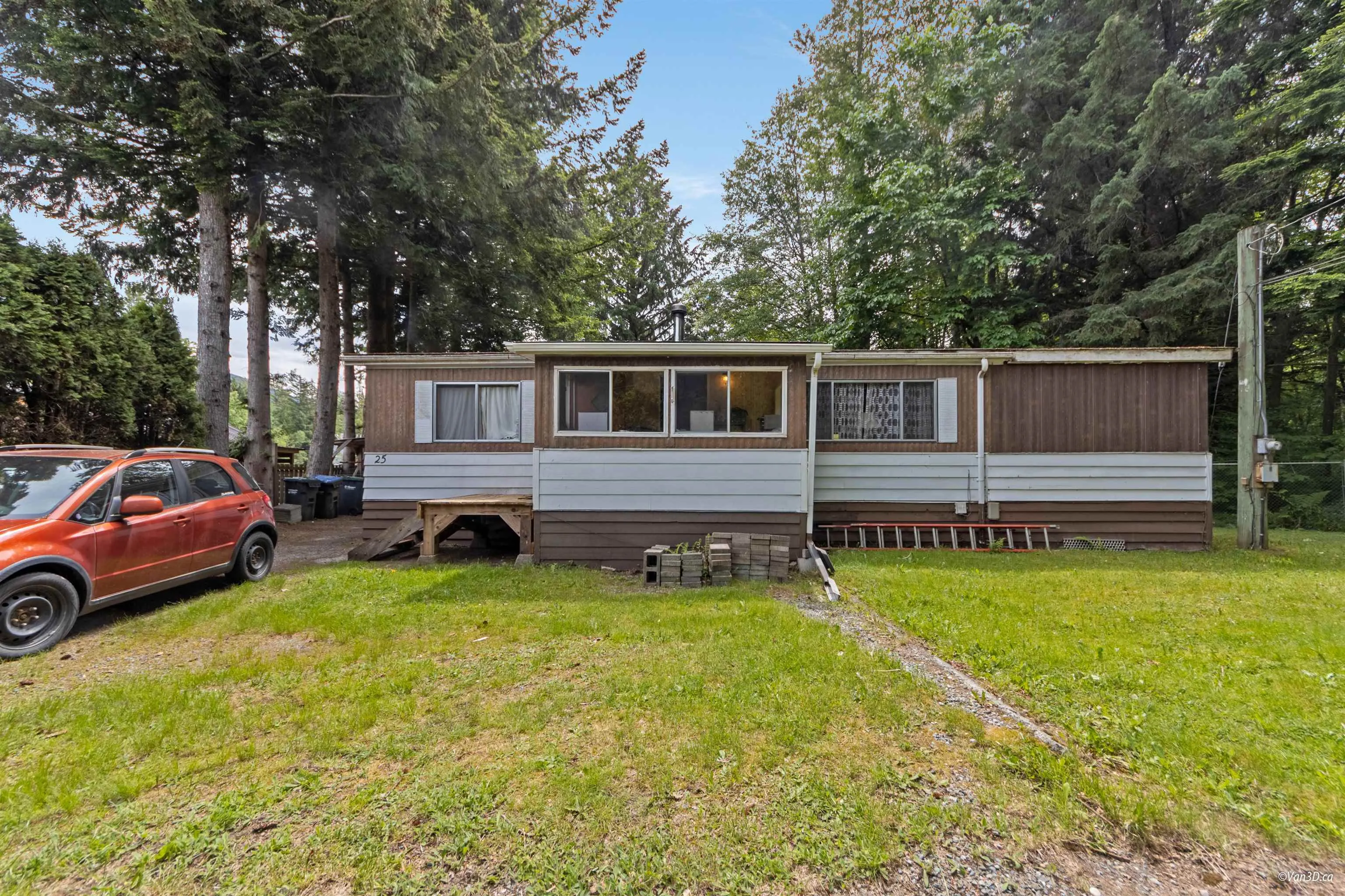 25 Bracken Parkway