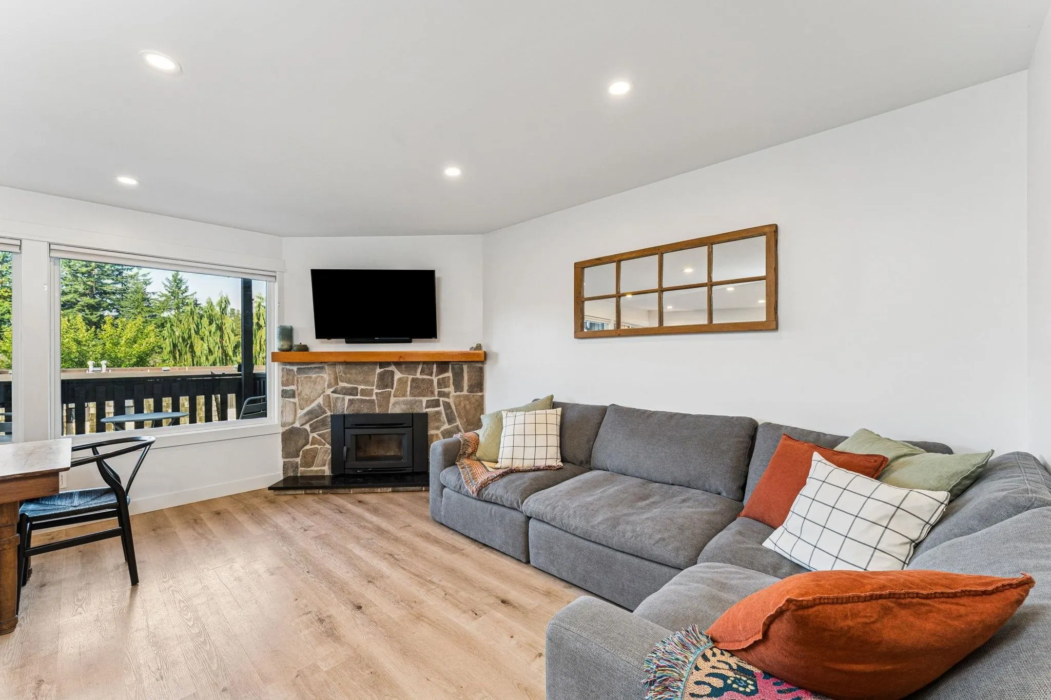 1053 Old Lillooet Road