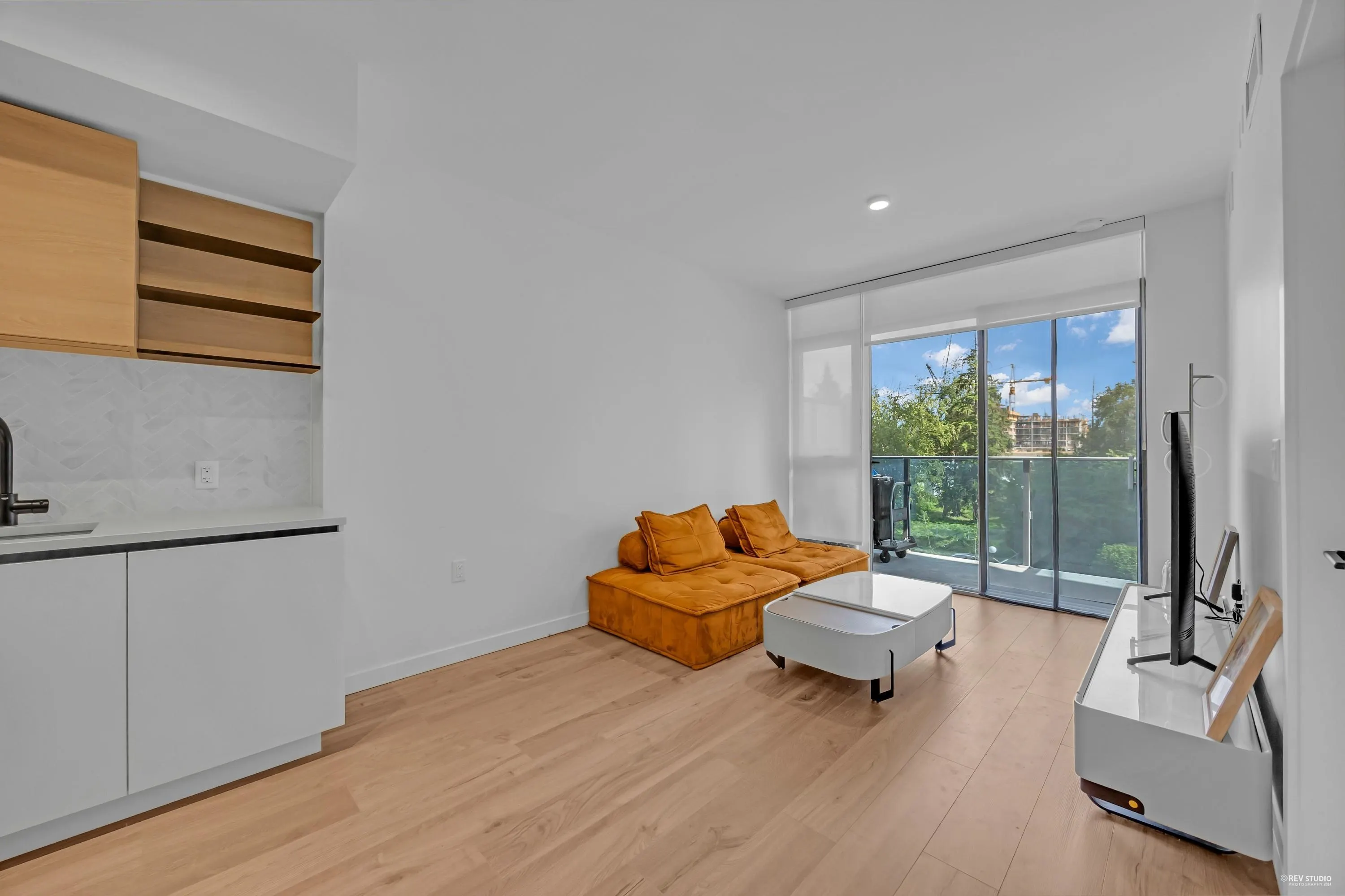 302 10448 University Drive